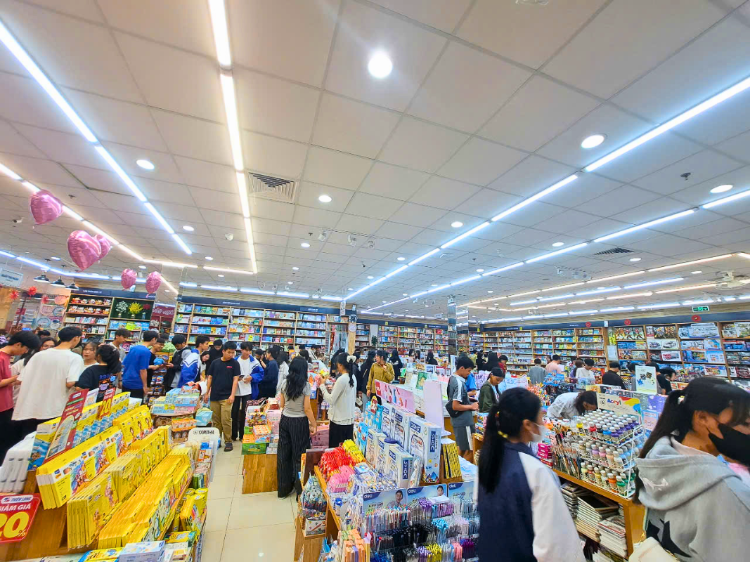 Nhà sách FAHASA Buôn Ma Thuột