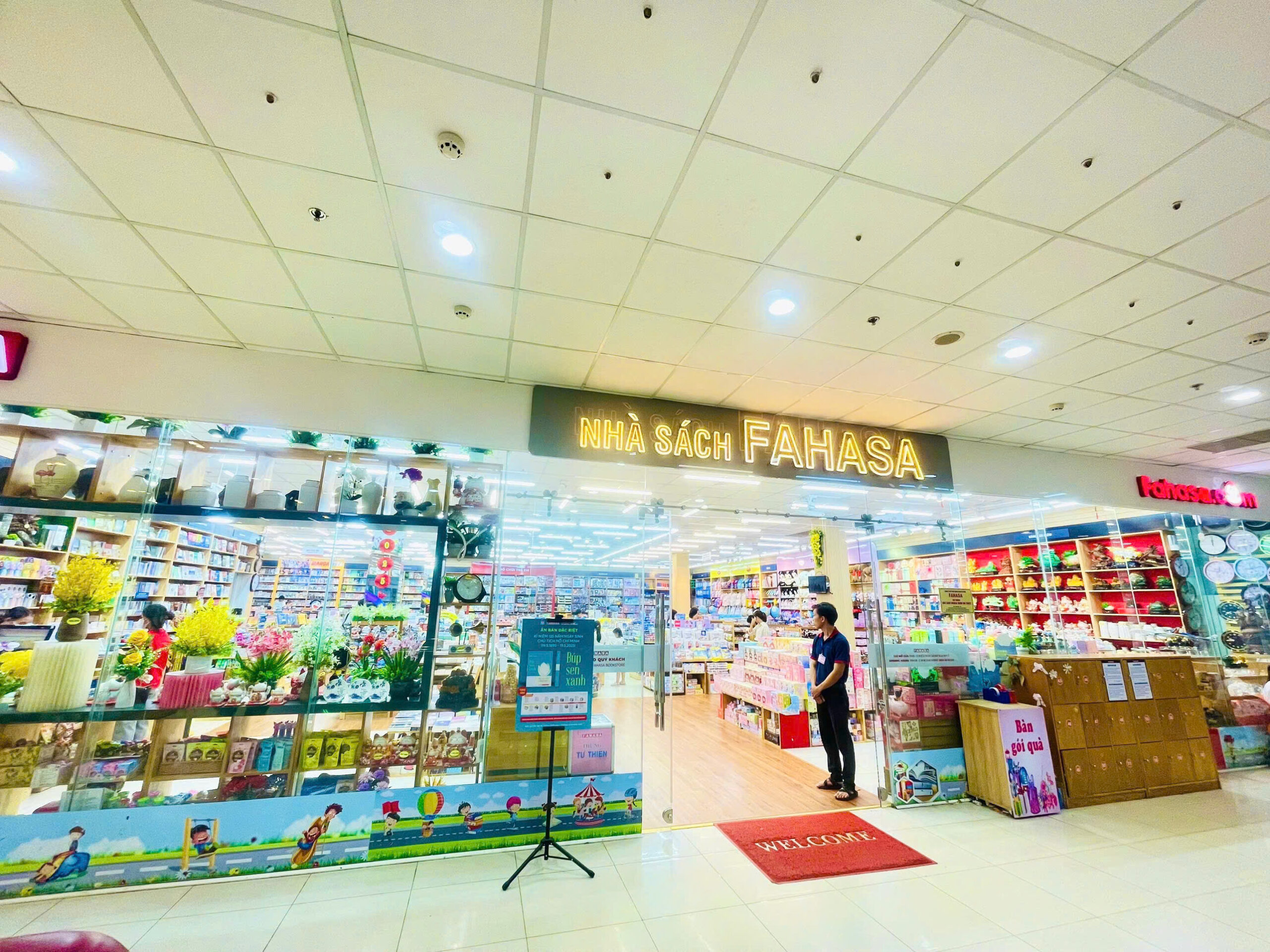 Nhà sách FAHASA Buôn Ma Thuột
