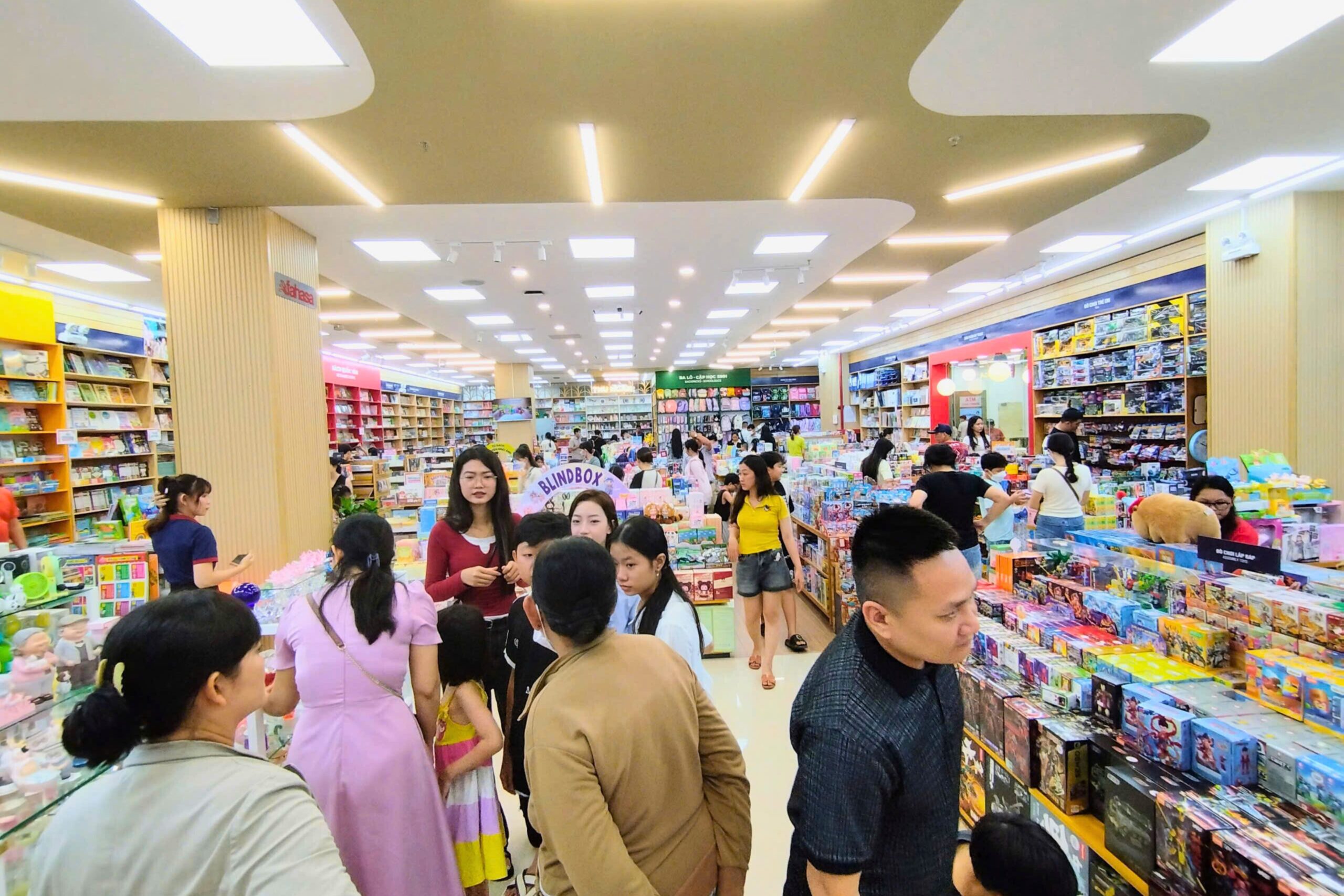 Nhà sách FAHASA Ninh Kiều