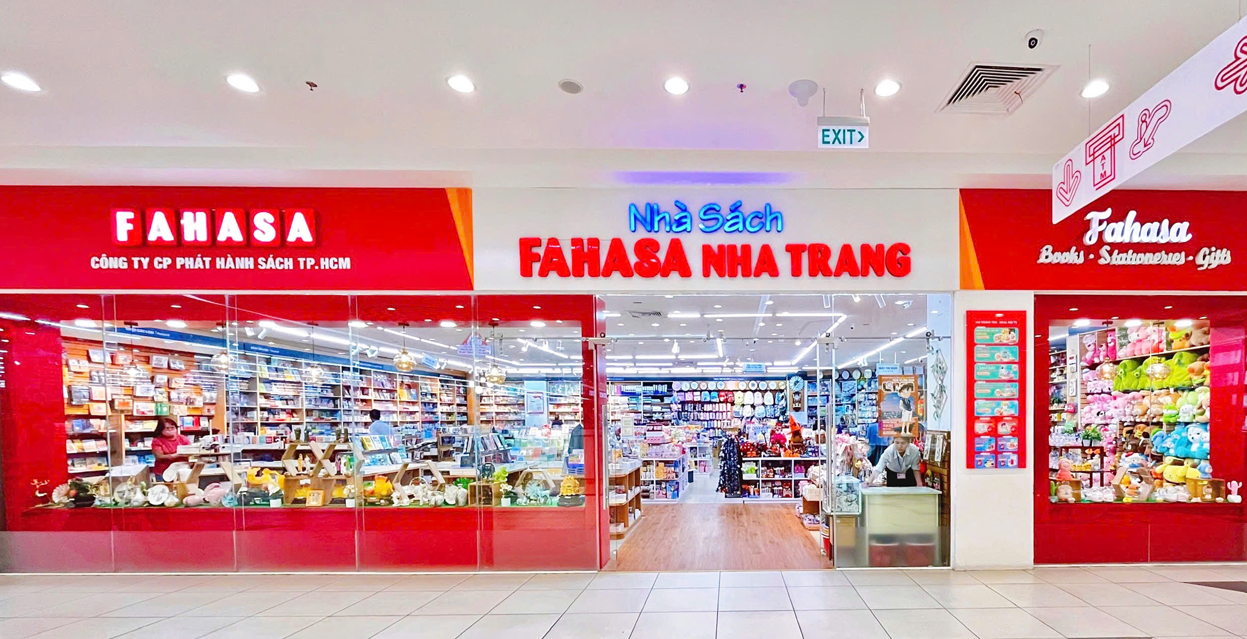 NHA SACH FAHASA NHA TRANG