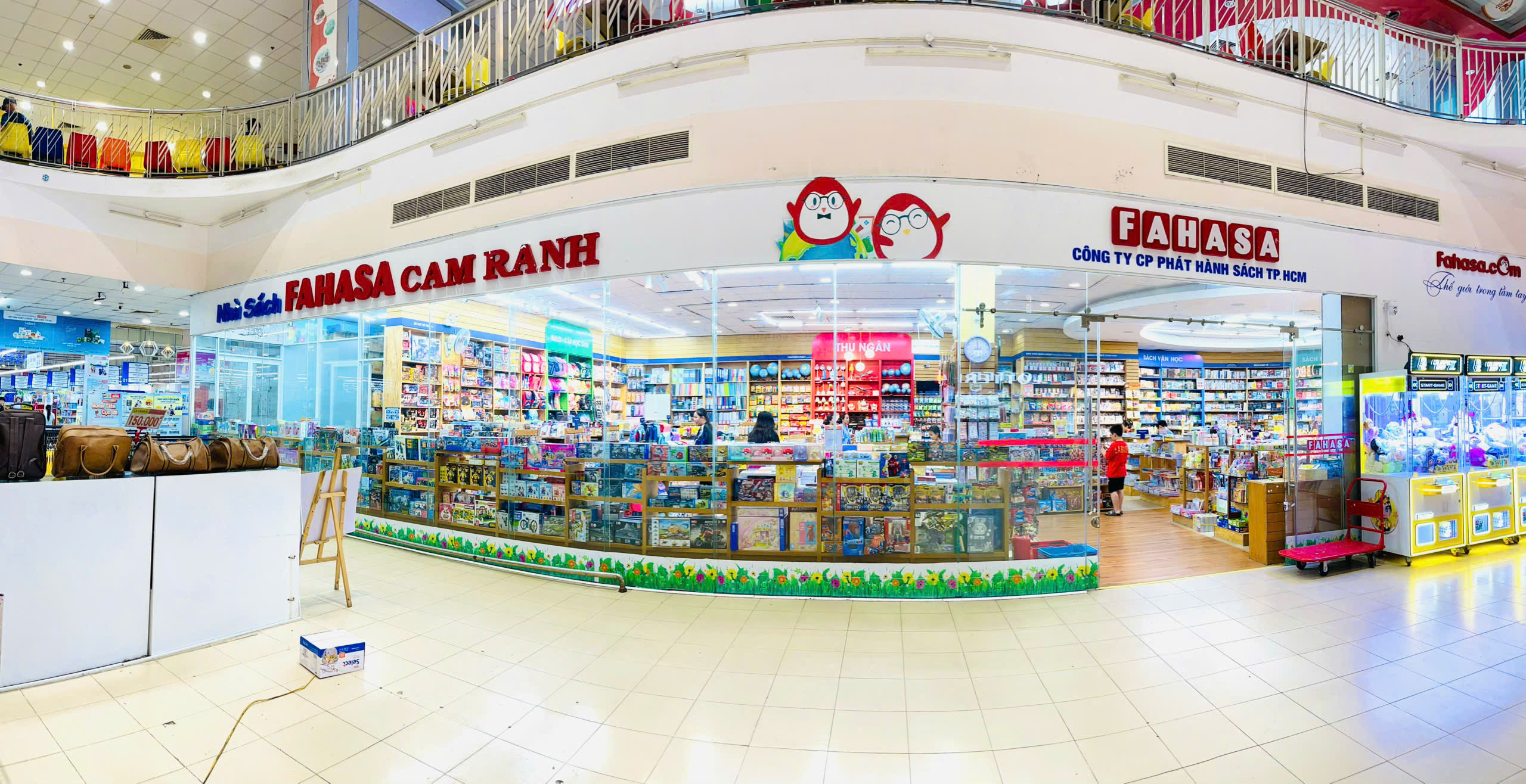 Nhà sách FAHASA Cam Ranh