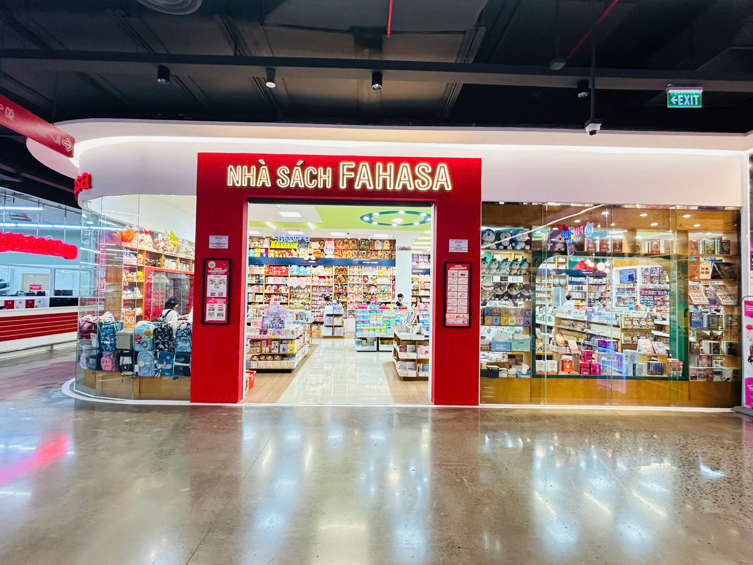 Nha sach FAHASA Bac Lieu 2