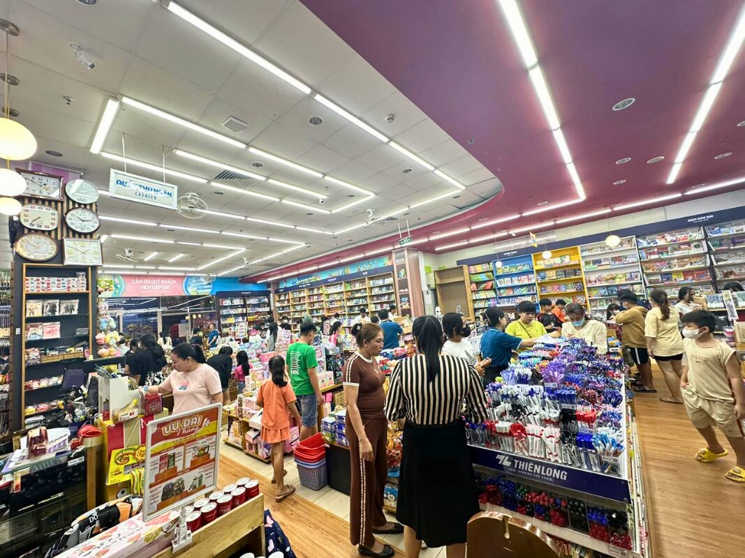 Nhà sách Trảng Bàng