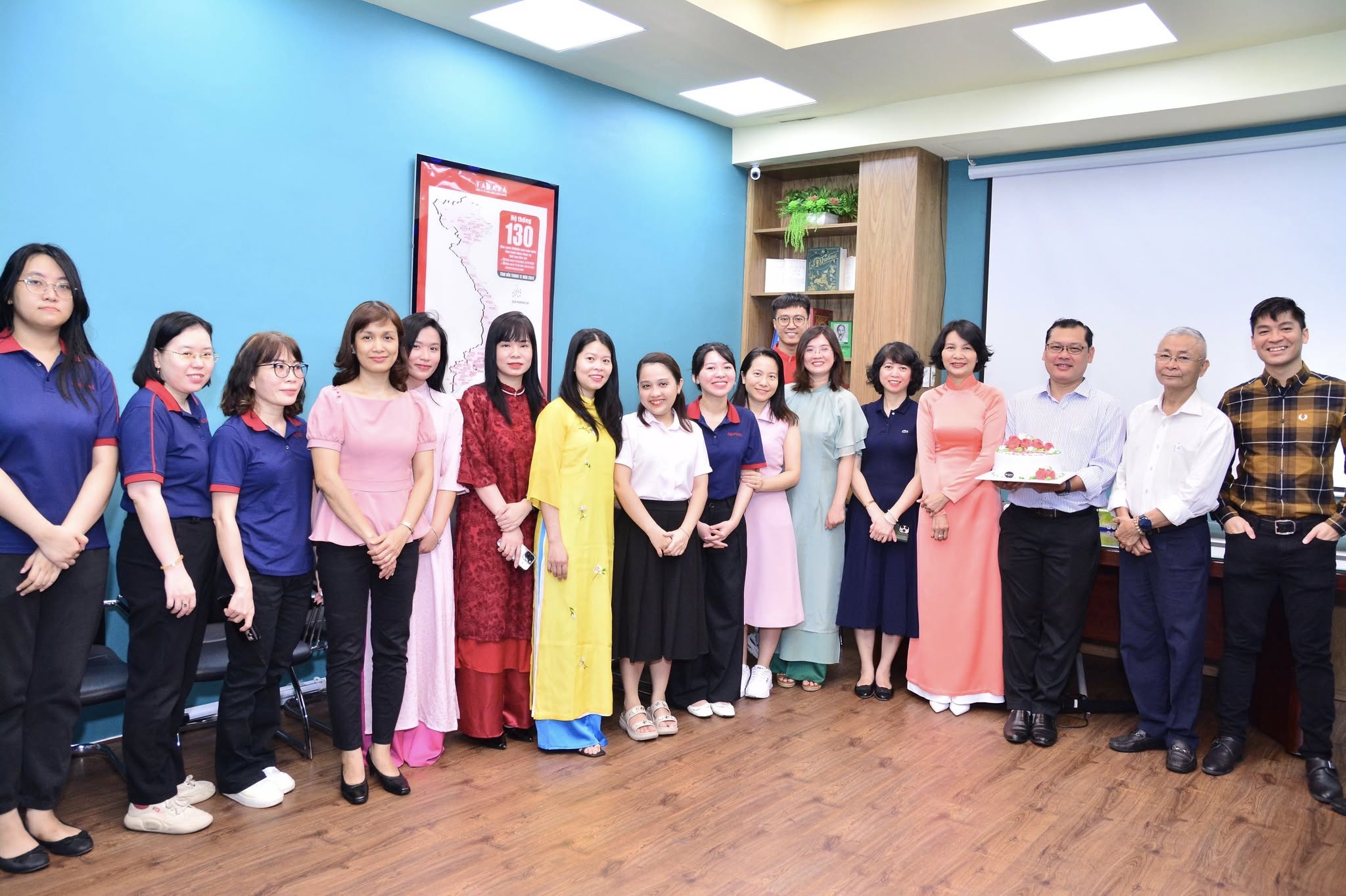 FAHASA chúc mừng ngày Quốc Tế Phụ Nữ 8/3