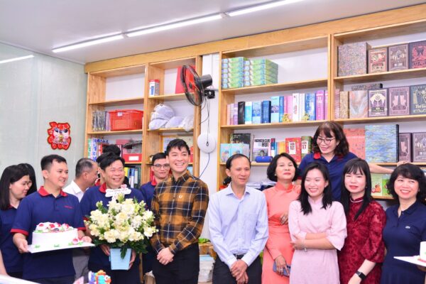 FAHASA chúc mừng ngày Quốc Tế Phụ Nữ 8/3