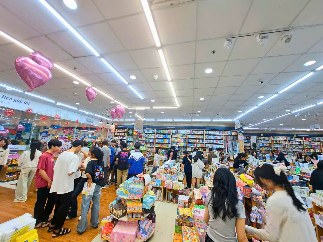 Nhà sách FAHASA Buôn Ma Thuột