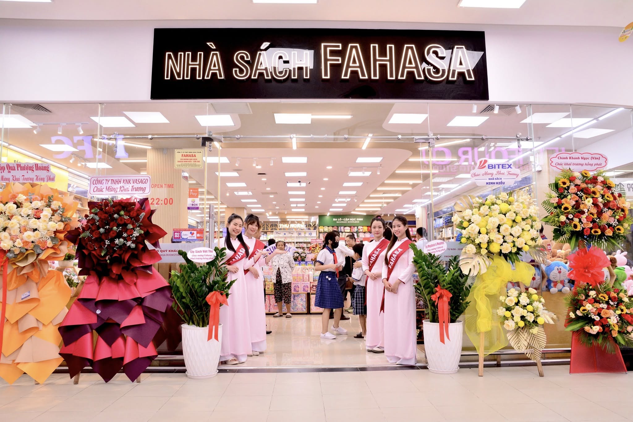 Nhà sách FAHASA Ninh Kiều