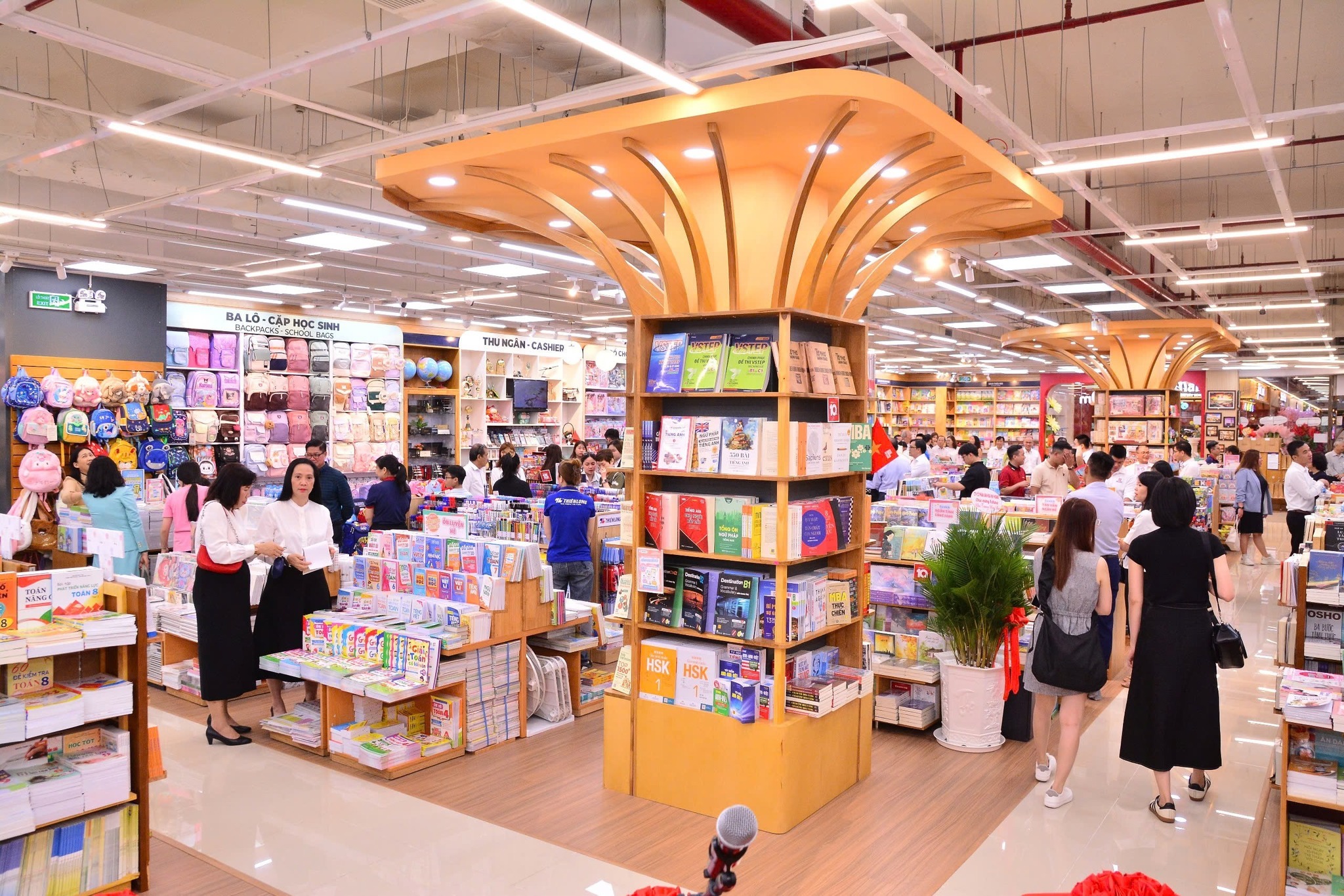 khai trương nhà sách Phú Nhuận - Nhà sách FAHASA Gò Vấp