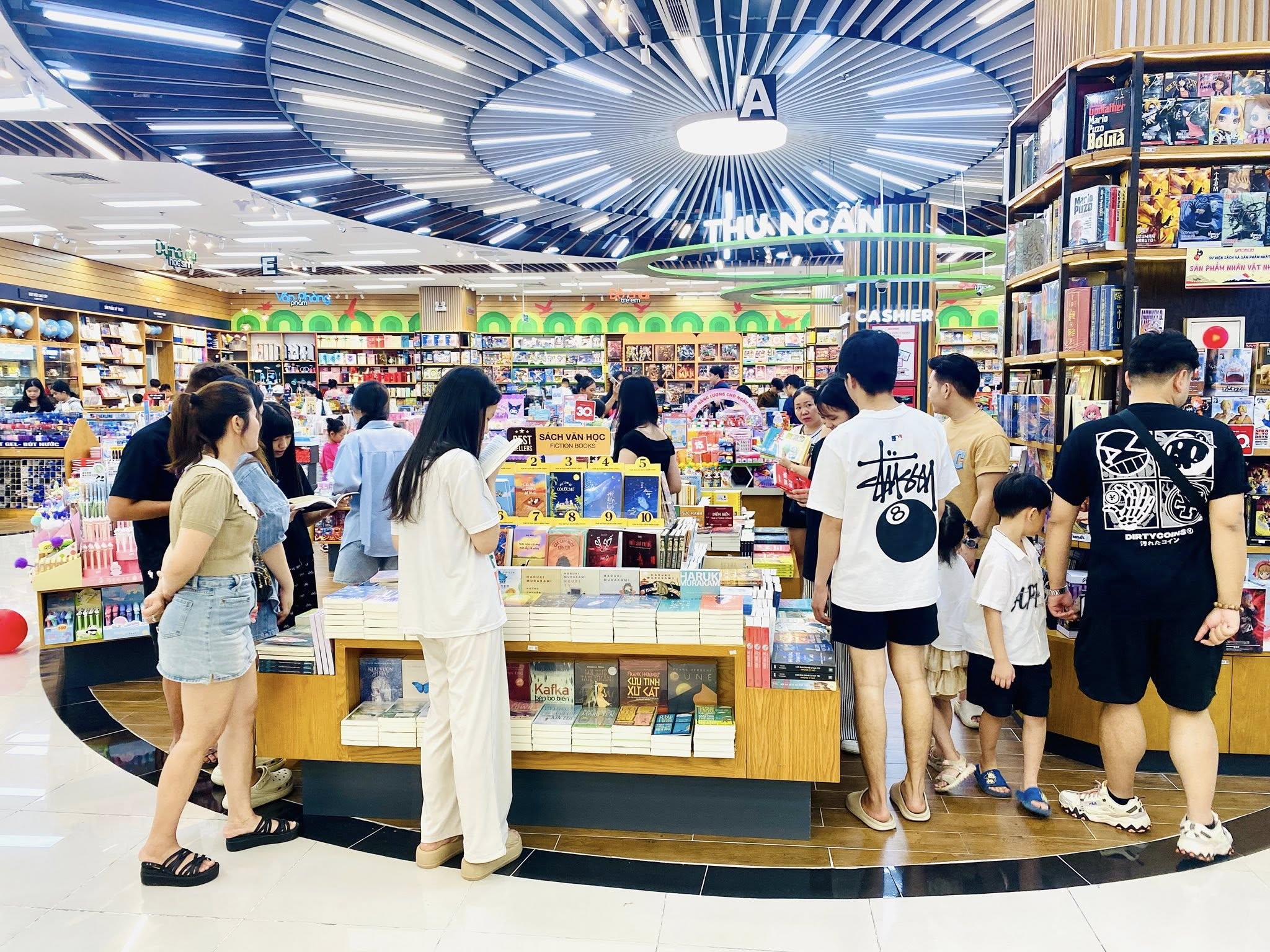 Nhà sách FAHASA Huế
