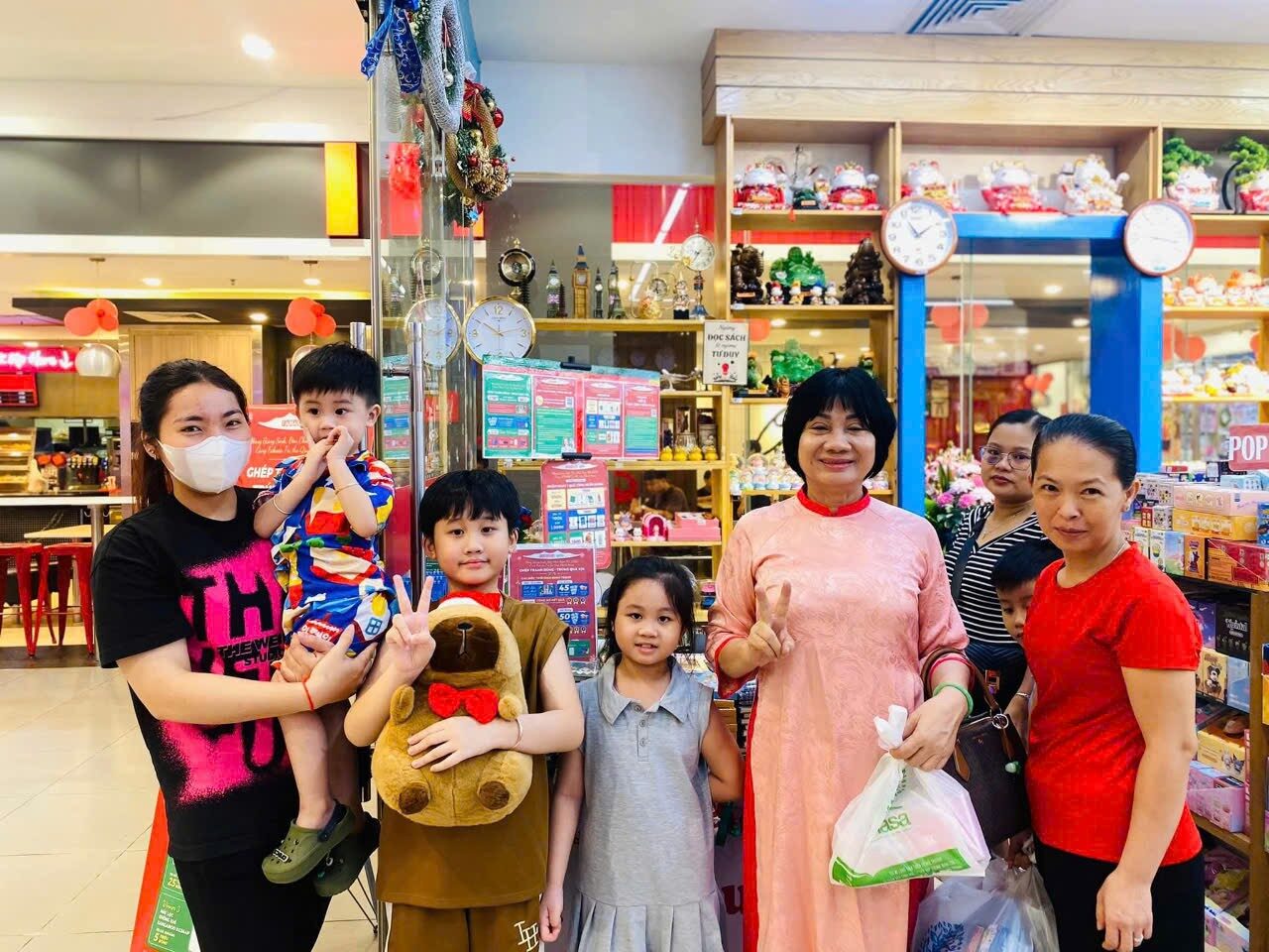 CÂU CHUYỆN FAHASA
