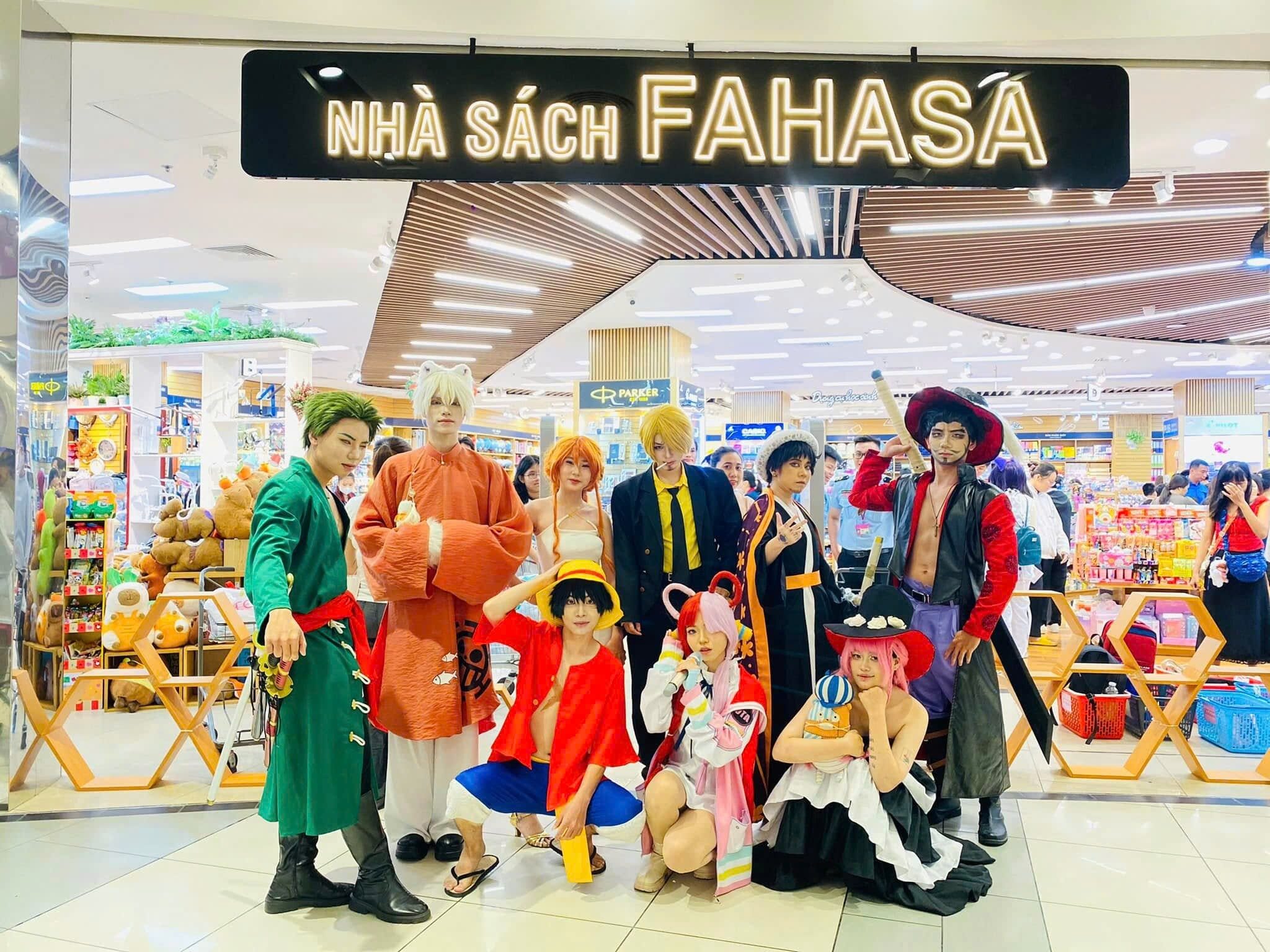 Check-in tại nhà sách – Trào lưu yêu thích của khách hàng trẻ