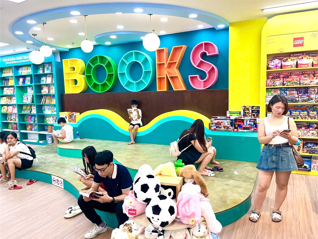 Nhà sách FAHASA Hưng Yên