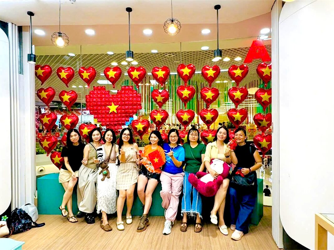 Nhà sách FAHASA Hưng Yên