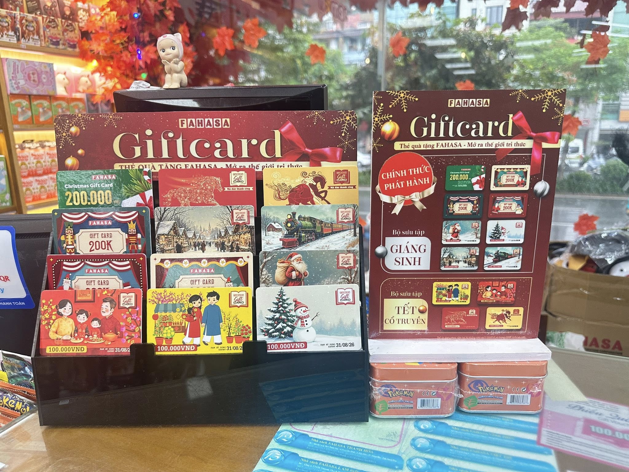 Hình ảnh tại Nhà sách FAHASA Hà Nội Hình ảnh tại Nhà sách FAHASA Hà Nội