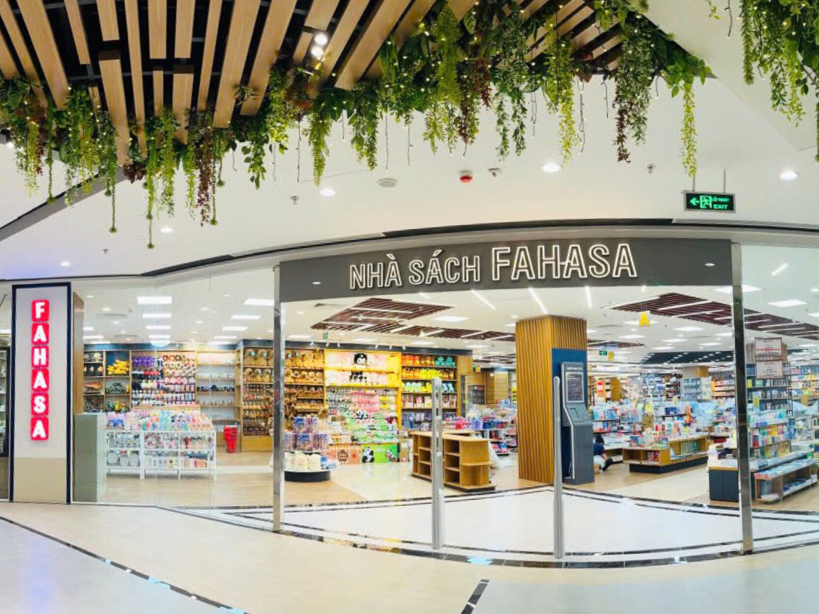 FAHASA nào gần nhất để săn sale Black Friday 2025 Nhà sách FAHASA Đông Sài Gòn FAHASA nào gần nhất để săn sale Black Friday 2025 Nhà sách FAHASA Đông Sài Gòn