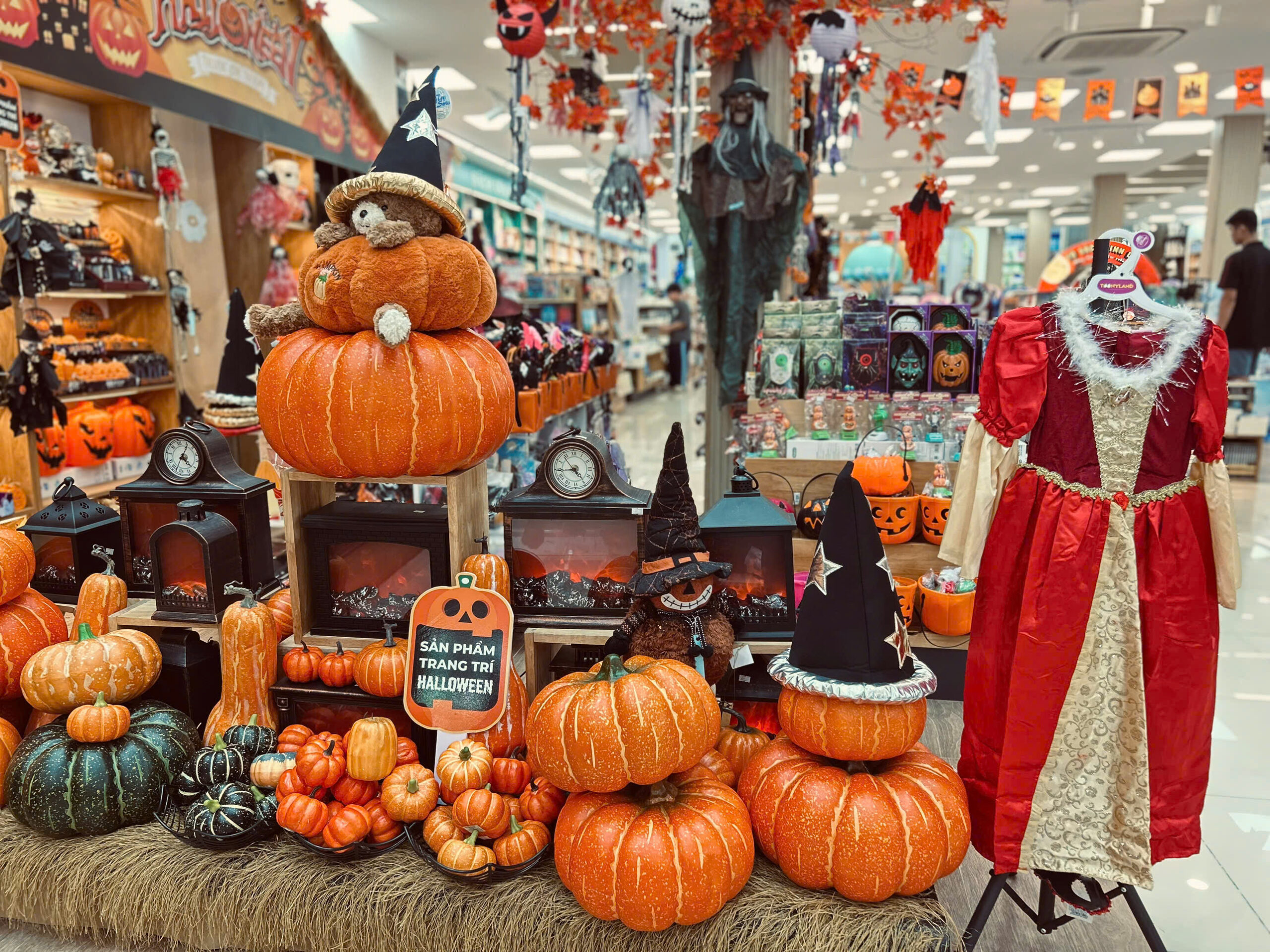 Mua Đồ Hóa Trang Halloween Cho Bé Gái & Bé Trai Ở Đâu? Gợi Ý Những Bộ Trang Phục Siêu Dễ Thương Từ Series Phim Hoạt Hình Yêu Thích Mua Đồ Hóa Trang Halloween Cho Bé Gái & Bé Trai Ở Đâu? Gợi Ý Những Bộ Trang Phục Siêu Dễ Thương Từ Series Phim Hoạt Hình Yêu Thích