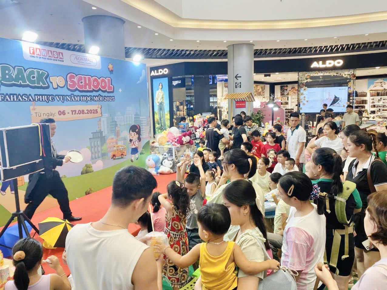 Hình ảnh Hội sách Back to School
