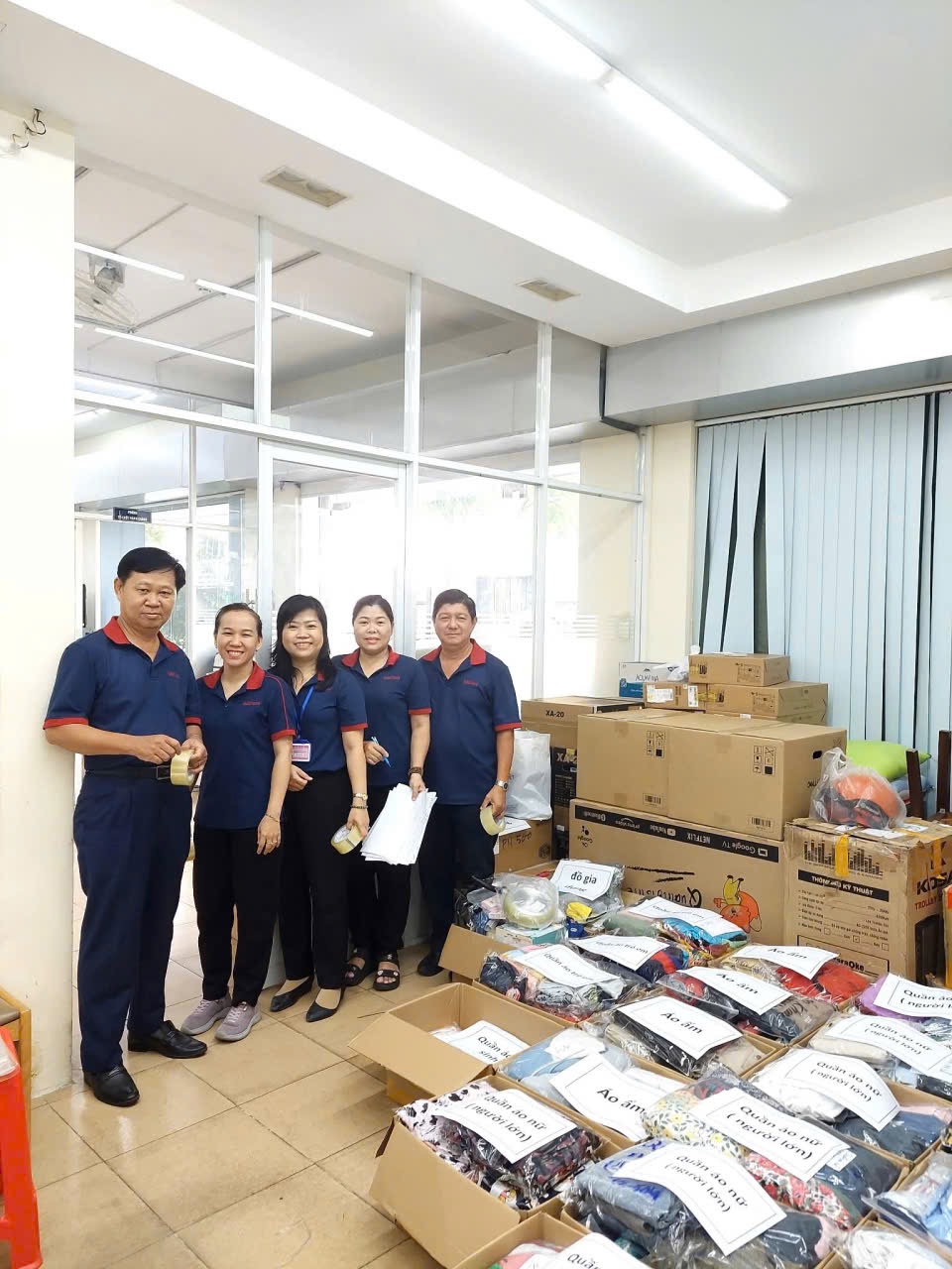 FAHASA Hướng Về Miền Trung Chung Tay Sẻ Chia Cùng Đồng Bào Vượt Qua Lũ Lụt FAHASA Triển Khai 3 Chương Trình Cứu Trợ