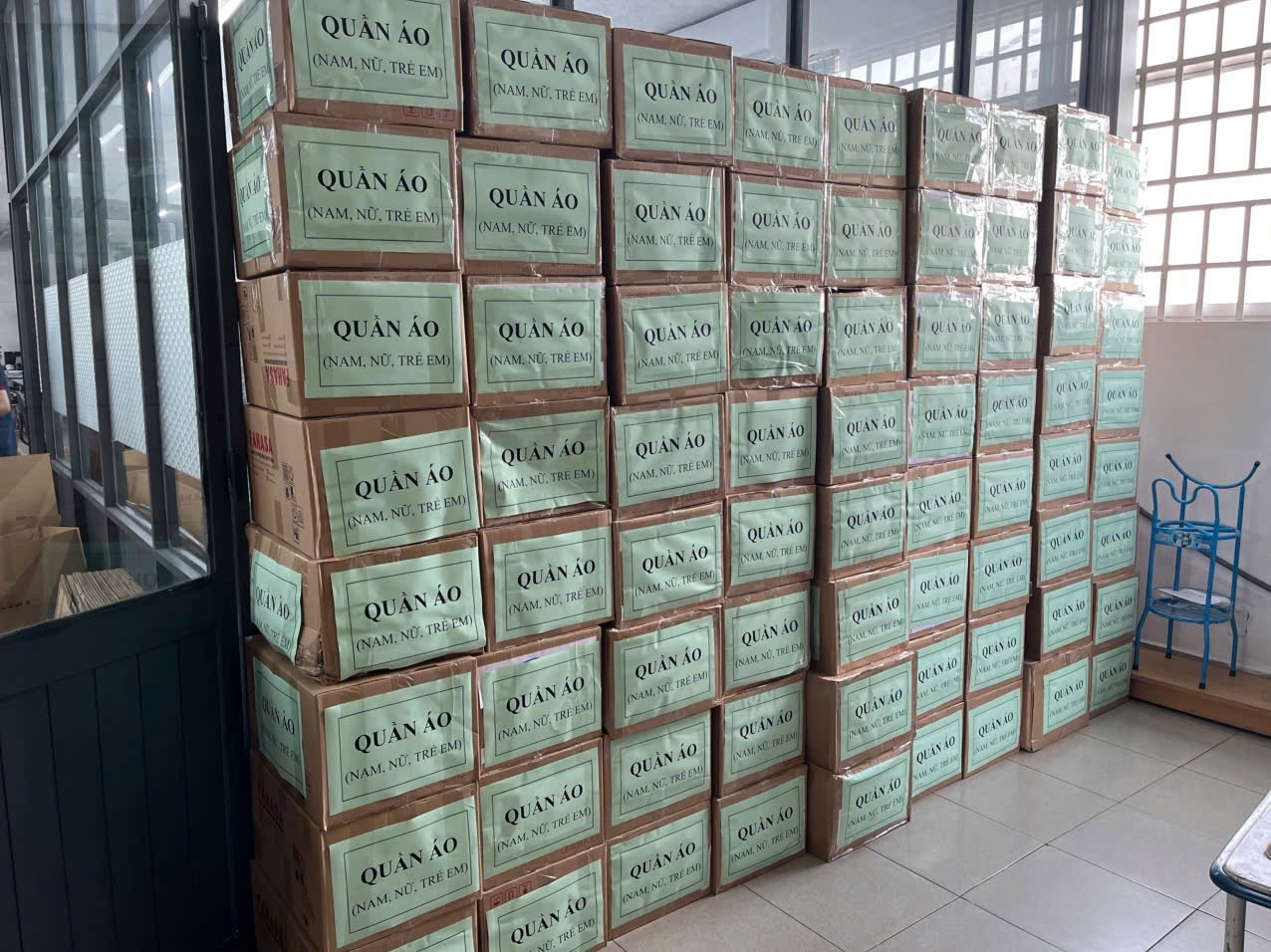 FAHASA Hướng Về Miền Trung Chung Tay Sẻ Chia Cùng Đồng Bào Vượt Qua Lũ Lụt FAHASA Triển Khai 3 Chương Trình Cứu Trợ