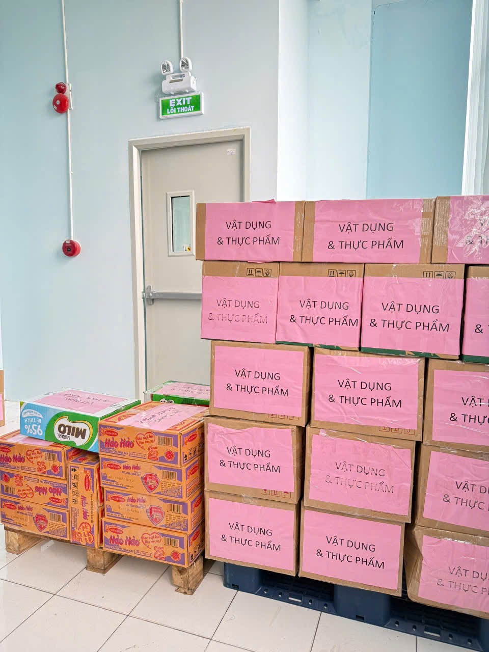 FAHASA Hướng Về Miền Trung Chung Tay Sẻ Chia Cùng Đồng Bào Vượt Qua Lũ Lụt FAHASA Triển Khai 3 Chương Trình Cứu Trợ