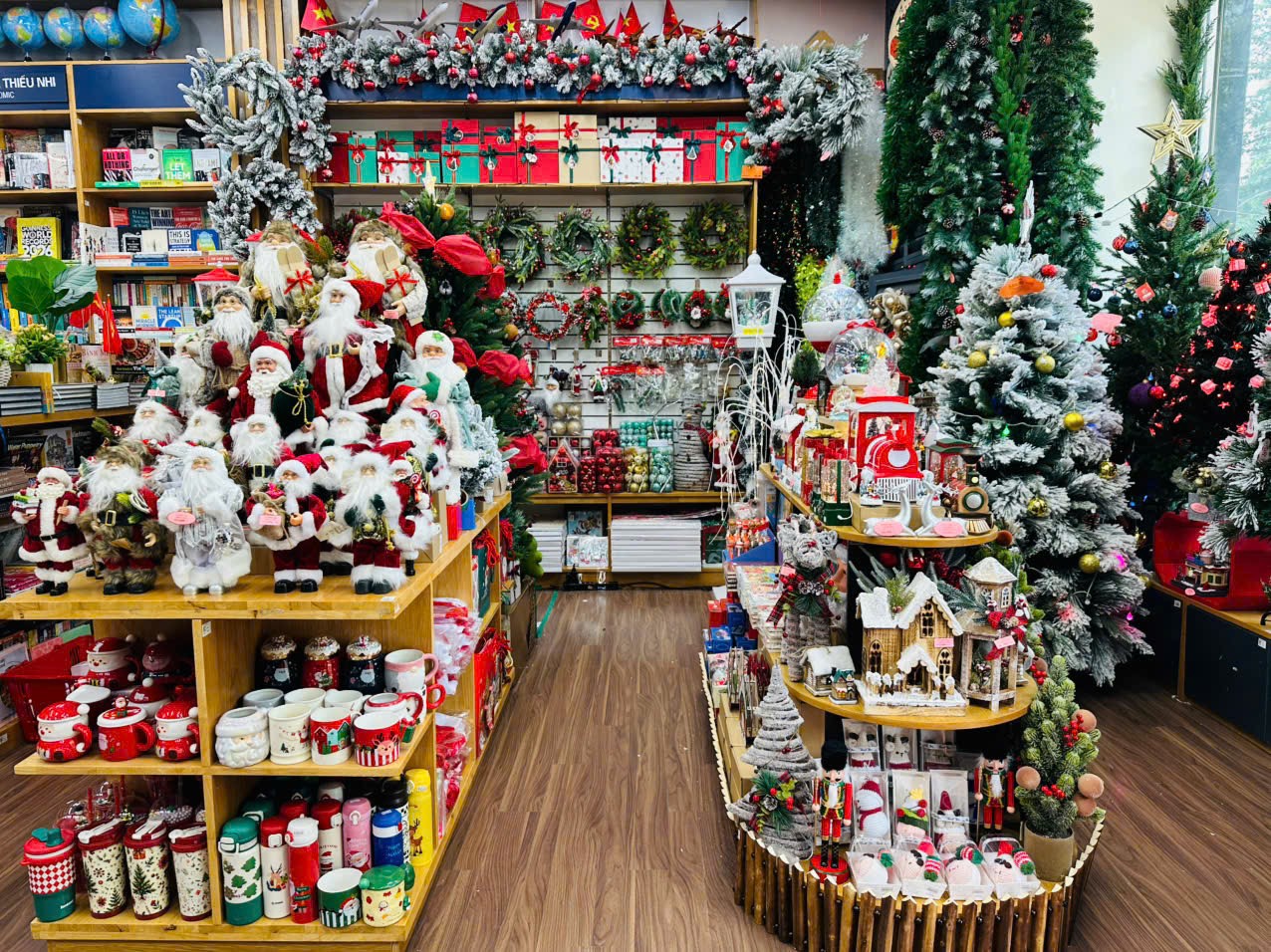 Nhà sách Sài Gòn