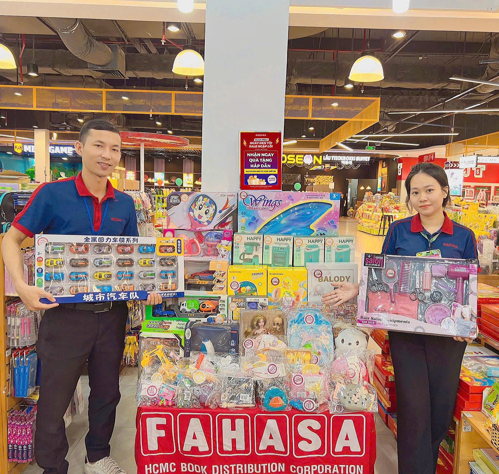 Hunt blazing deals and grab awesome gifts at FAHASA Black Friday Hunt blazing deals and grab awesome gifts at FAHASA Black Friday