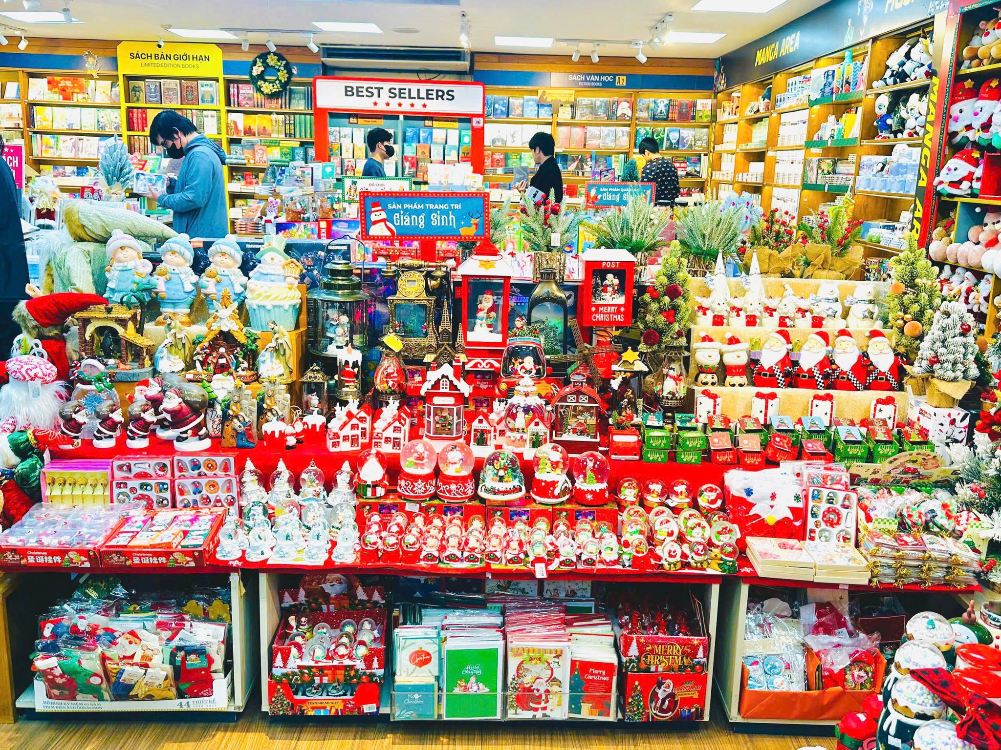 10+ món đồ trang trí Noel đẹp, giá rẻ, dễ mua tại TP.HCM và Đồng Nai