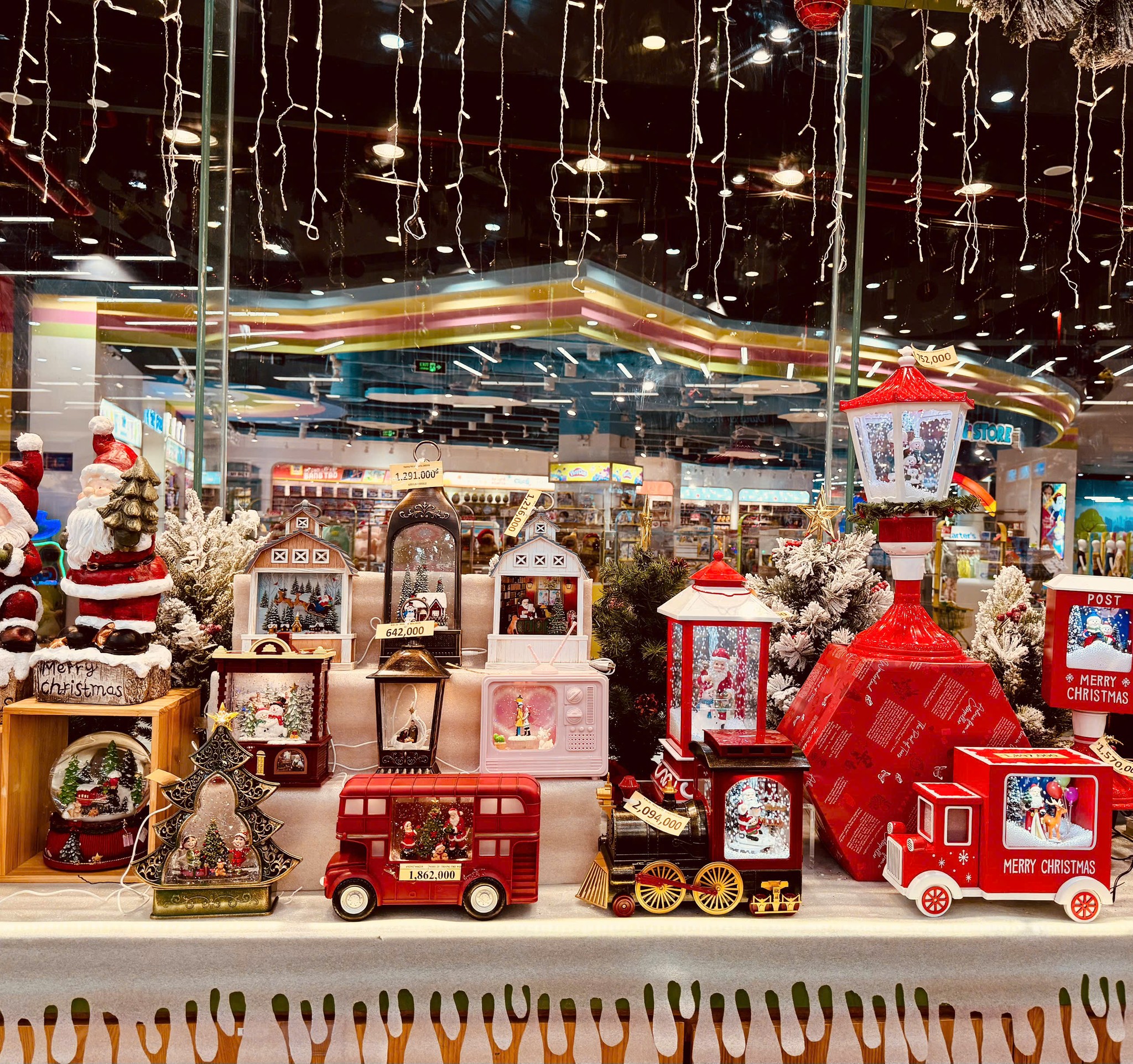 top-12-mon-do-trang-tri-noel-tai-nha-sach-fahasa-hai-phong top-12-mon-do-trang-tri-noel-tai-nha-sach-fahasa-hai-phong