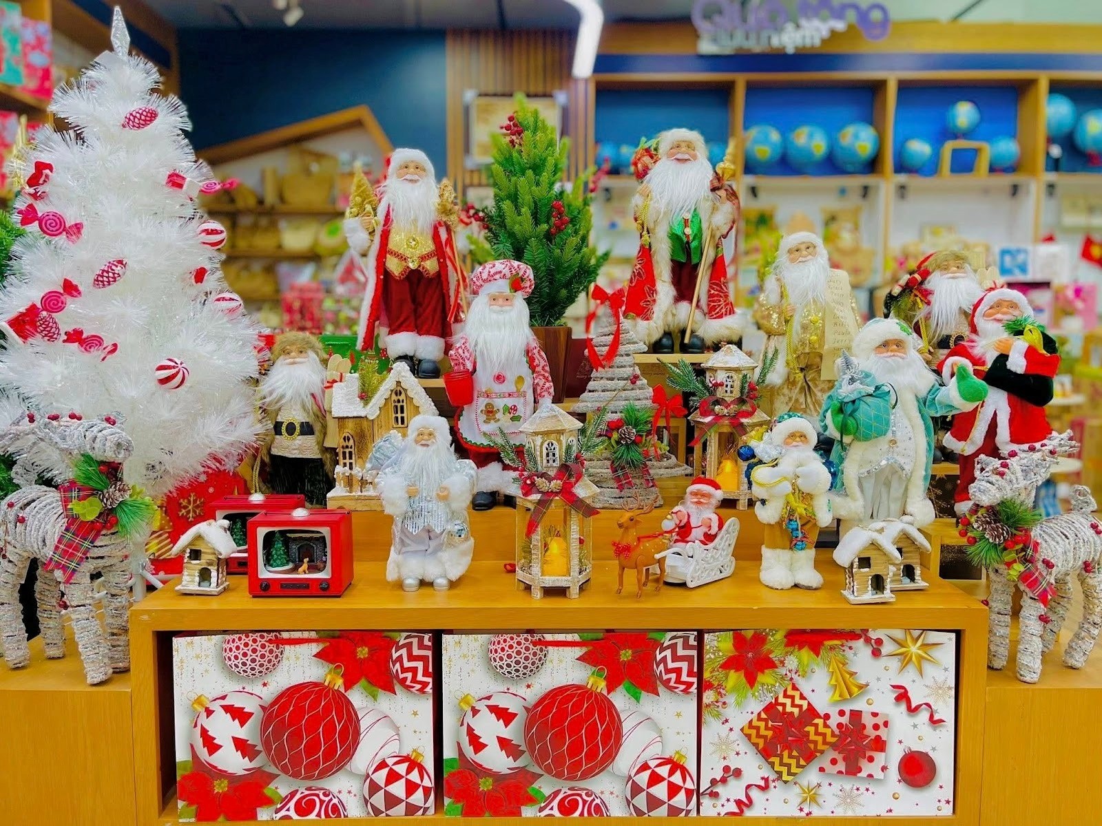 10 Cách Trang Trí Giáng Sinh Ngoài Trời Đẹp Mà Đơn Giản Ngay Tại Nhà