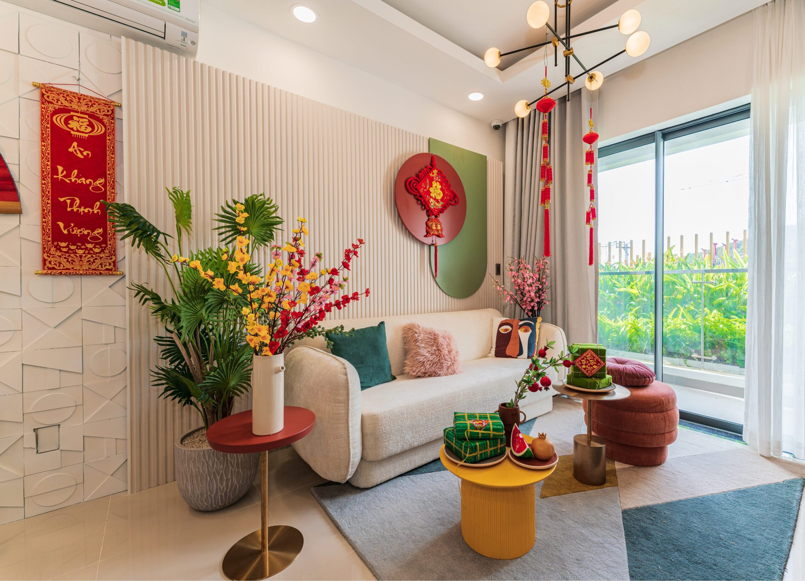 Gợi ý trang trí Tết 2026: Nhóm trang trí Tết gia đình ấm áp và truyền thống. Gợi ý trang trí Tết 2026: Nhóm trang trí Tết gia đình ấm áp và truyền thống.