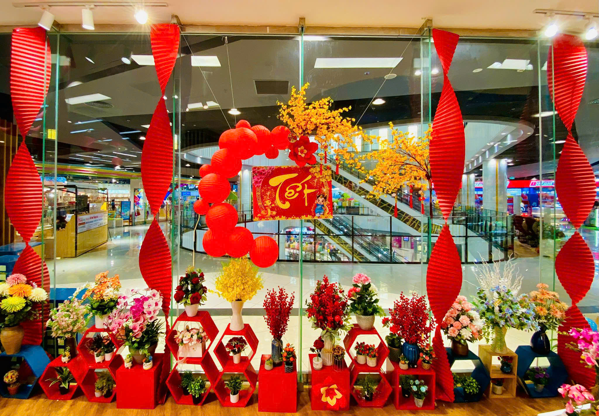 Combo trang trí tết cửa hàng bán lẽ