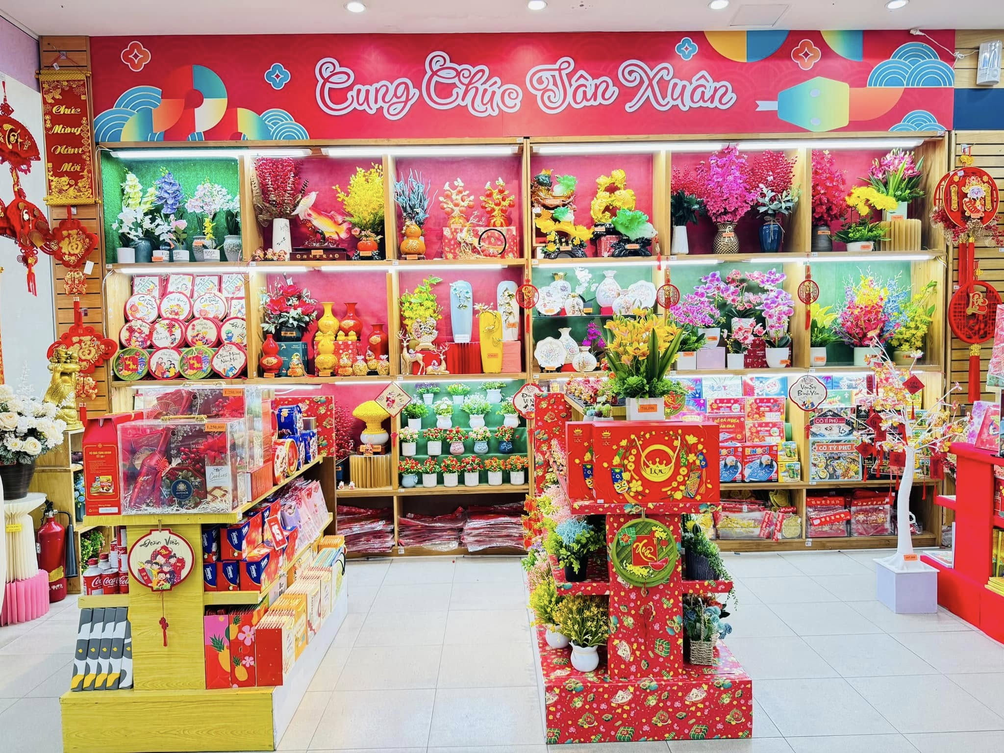 Mua đồ trang trí phong thủy tại FAHASA