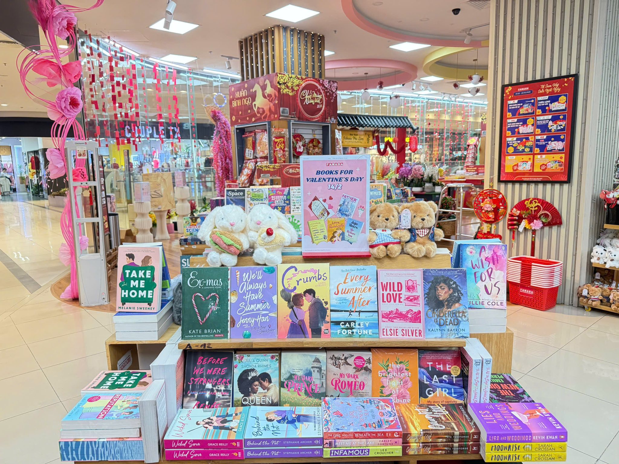 Valentine 2026 - Tổng hợp quà tặng ý nghĩa và độc đáo tại Hệ thống nhà sách FAHASA: Sách