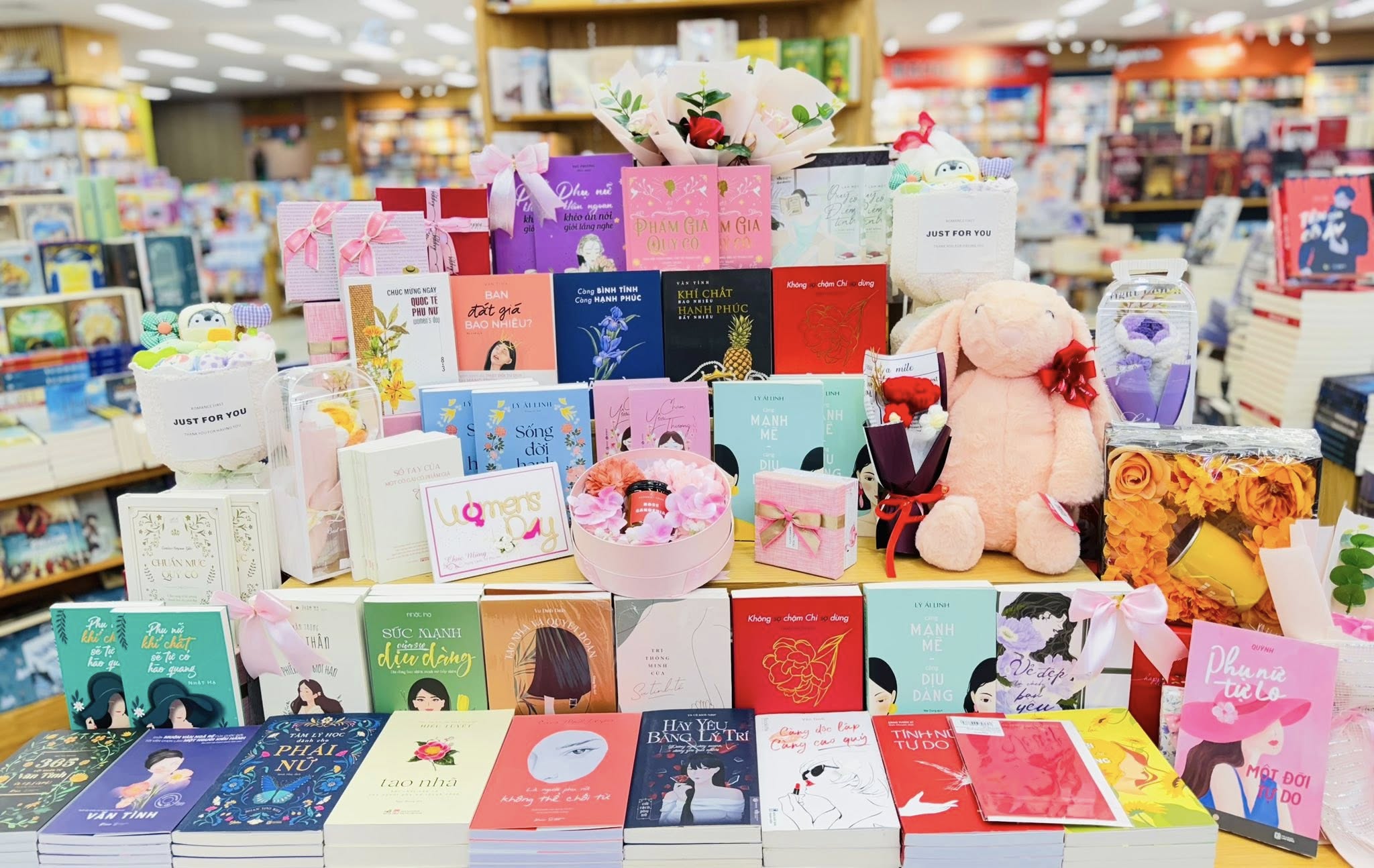 Long-Distance Love on March 14: Thoughtful White Day Gift Ideas to ...
