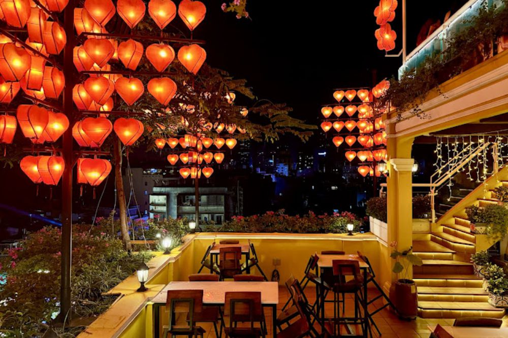 Quán cafe ở Sài Gòn chụp ảnh đẹp cho buổi hẹn 8/3