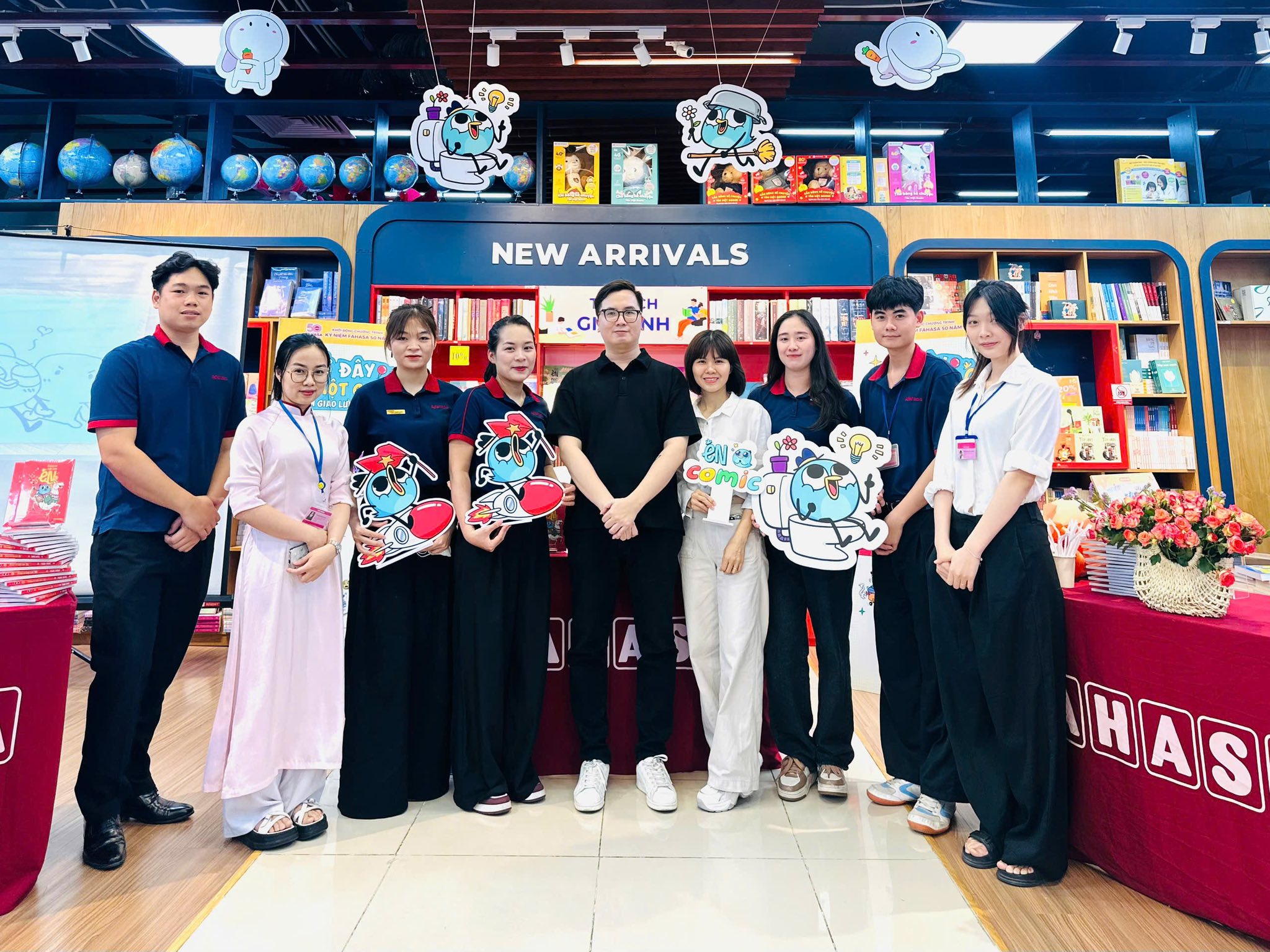 Buổi giao lưu & ký tặng cùng tác giả Én – Tuấn Dũng tại FAHASA Trần Duy Hưng với chủ đề “Bí mật con chim Én”