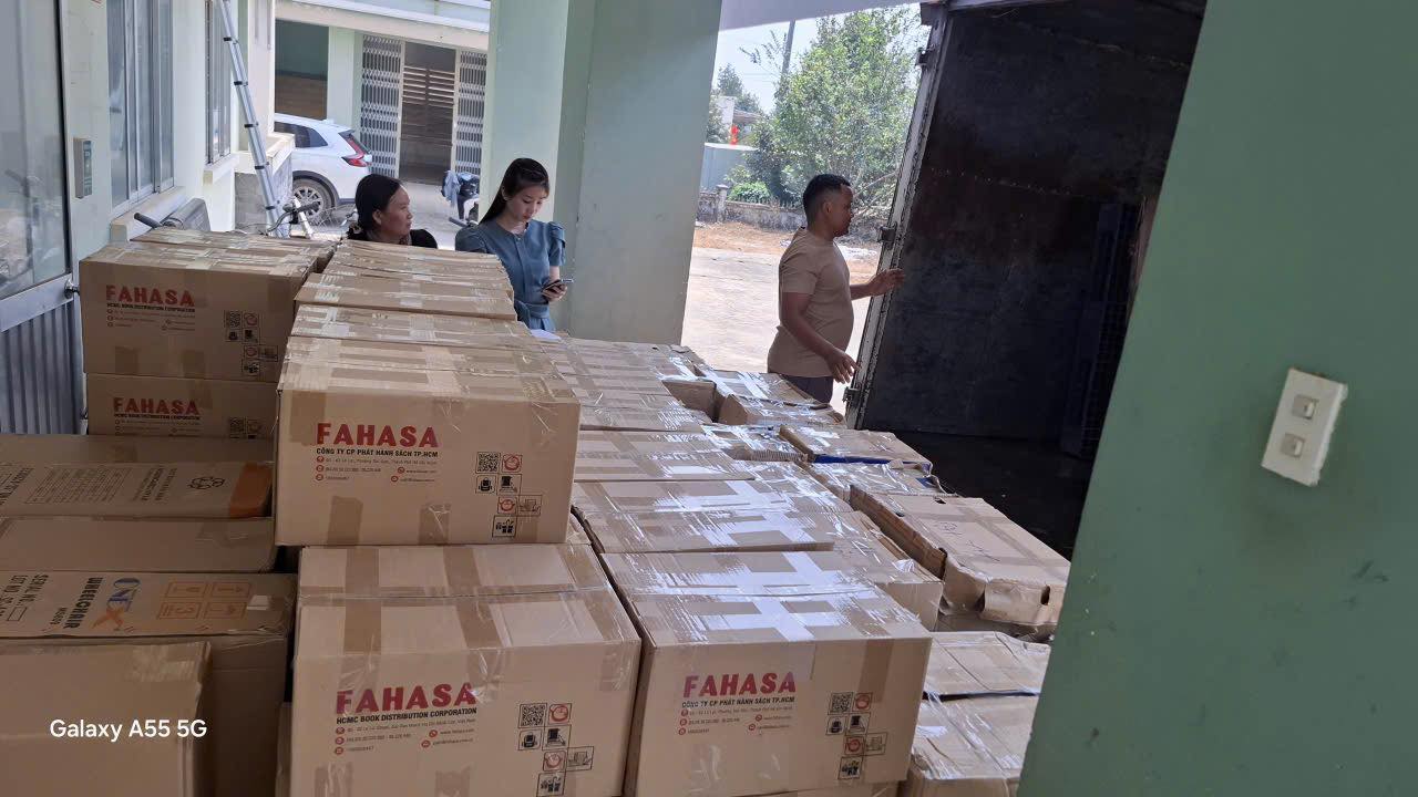 FAHASA Phối Hợp Cùng Đại Học Y Dược Trong Chương Trình “Chăm Sóc Sức Khỏe Cộng Đồng” Tại Tỉnh Khánh Hòa FAHASA Phối Hợp Cùng Đại Học Y Dược Trong Chương Trình “Chăm Sóc Sức Khỏe Cộng Đồng” Tại Tỉnh Khánh Hòa