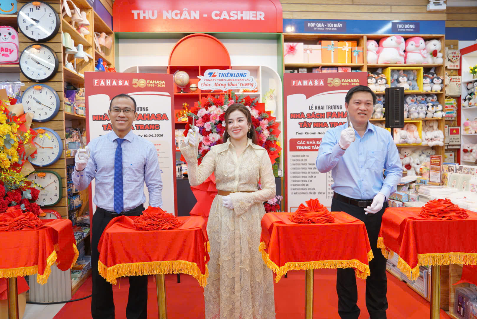 khai trương Nhà sách FAHASA Tây Nha Trang