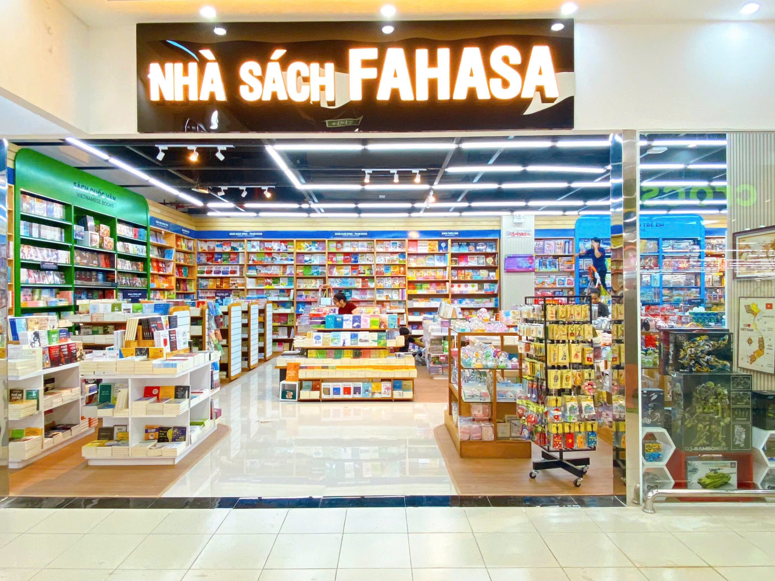 Nhà sách FAHASA Tây Nha Trang