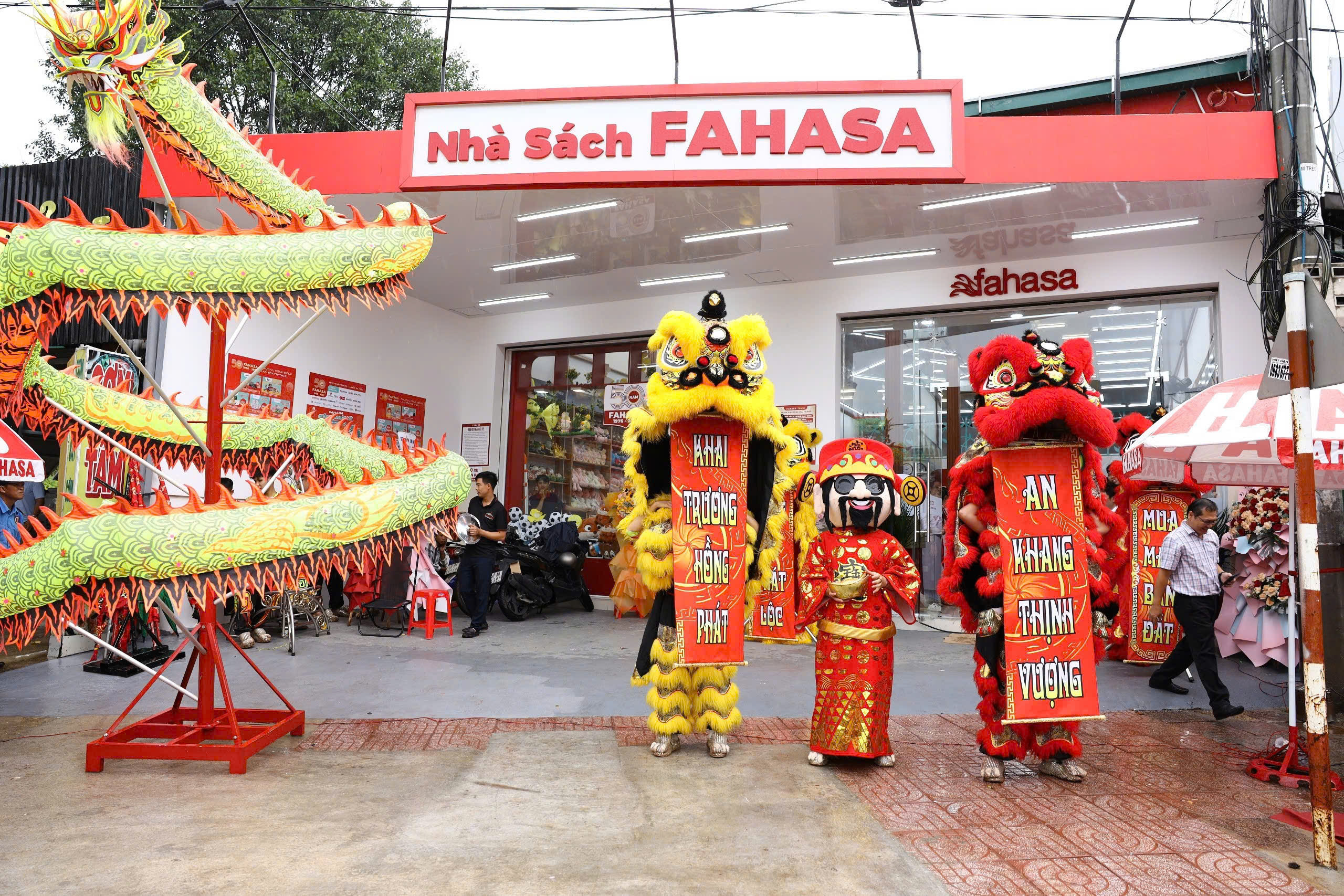 Nha sach FAHASA Gia Nghĩa