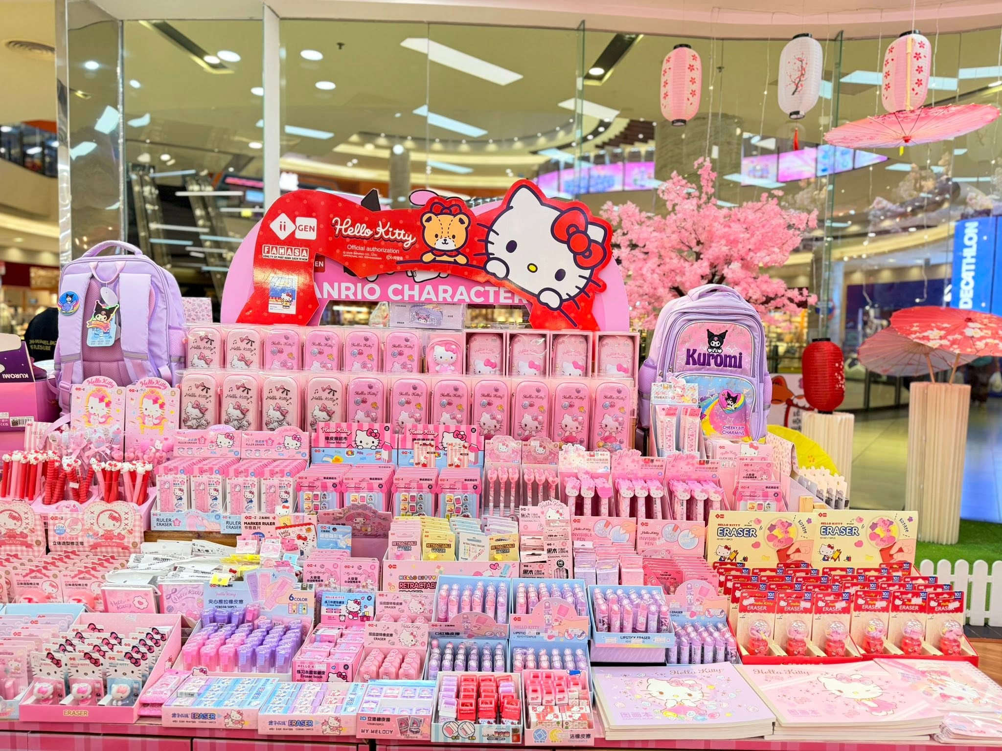 Vì sao nên mua dụng cụ học tập tại nhà sách, cửa hàng uy tín