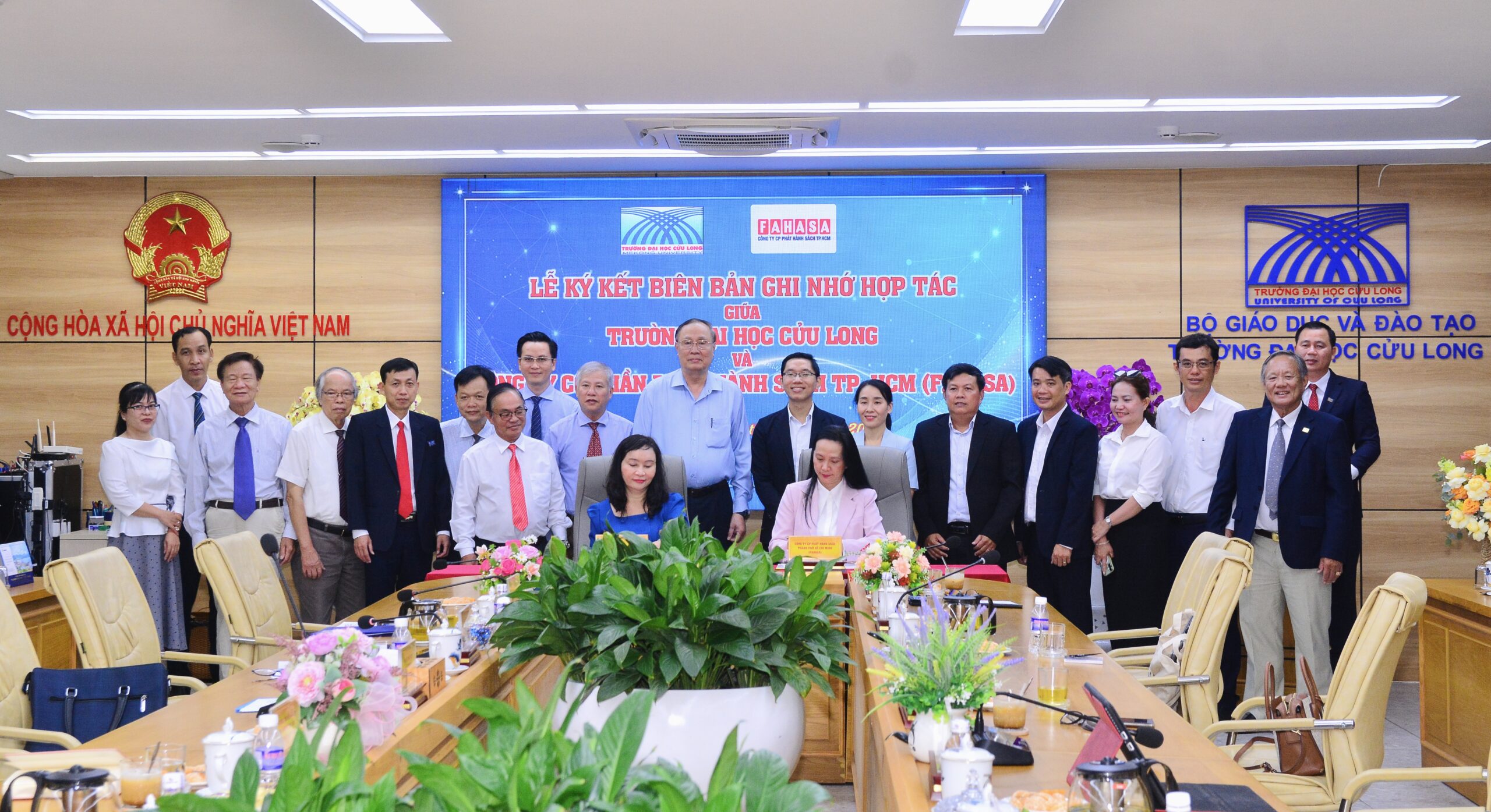 FAHASA Và Trường Đại Học Cửu Long Ký Kết Hợp Tác, Mở Rộng Hành Trình Kết Nối Tri Thức (40)