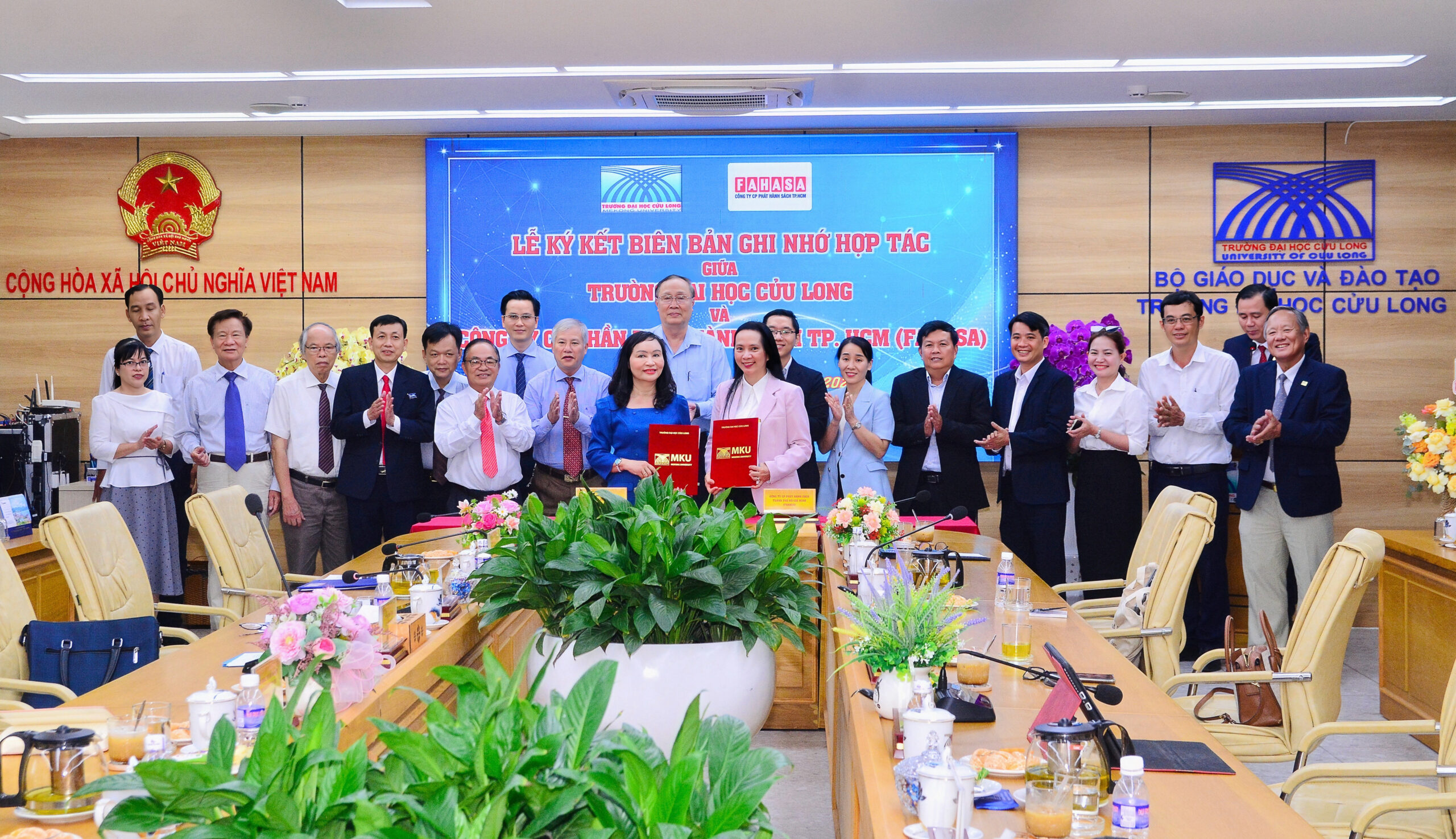 FAHASA Và Trường Đại Học Cửu Long Ký Kết Hợp Tác, Mở Rộng Hành Trình Kết Nối Tri Thức (22)