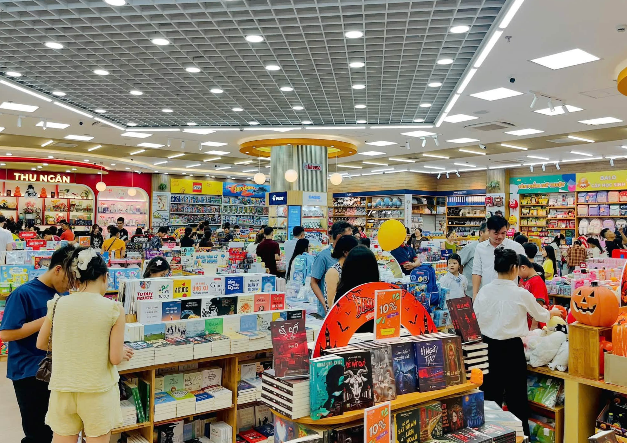 Nhà sách FAHASA Hải Dương