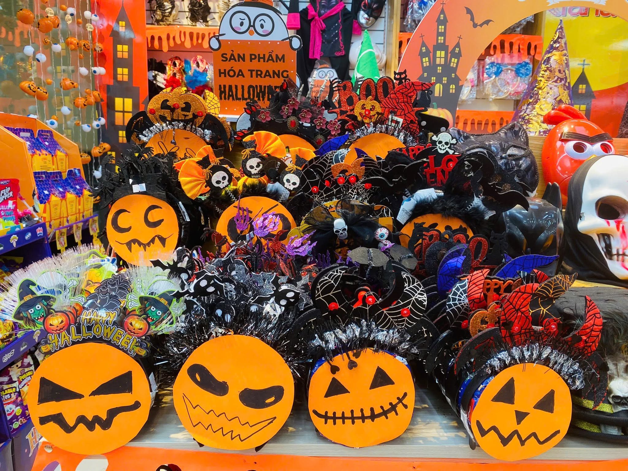 10 Phụ Kiện Hóa Trang Halloween Hot Trend 2026: Cài Tóc Hóa Trang 10 Phụ Kiện Hóa Trang Halloween Hot Trend 2026: Cài Tóc Hóa Trang