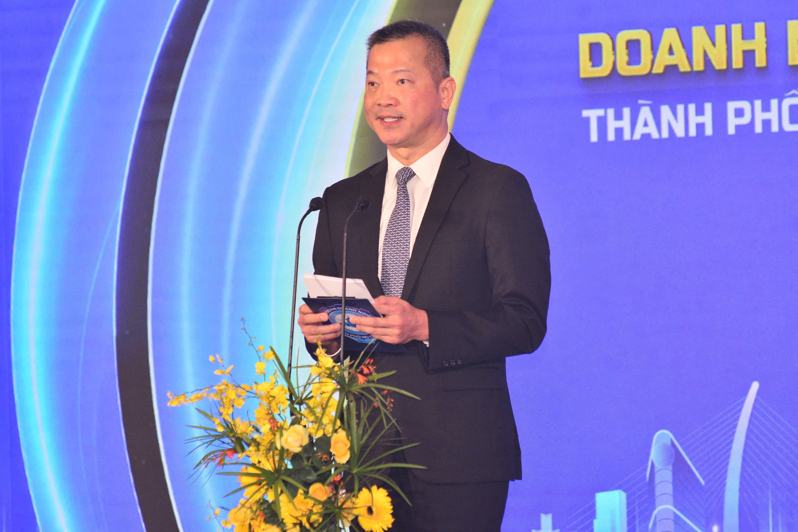 Công Ty FAHASA Và Chủ Tịch HĐQT - Ông Phạm Minh Thuận Vinh Dự Được Công Nhận Danh Hiệu “Doanh Nghiệp, Doanh Nhân Tp. Hồ Chí Minh Tiêu Biểu” Năm 2026 (5)