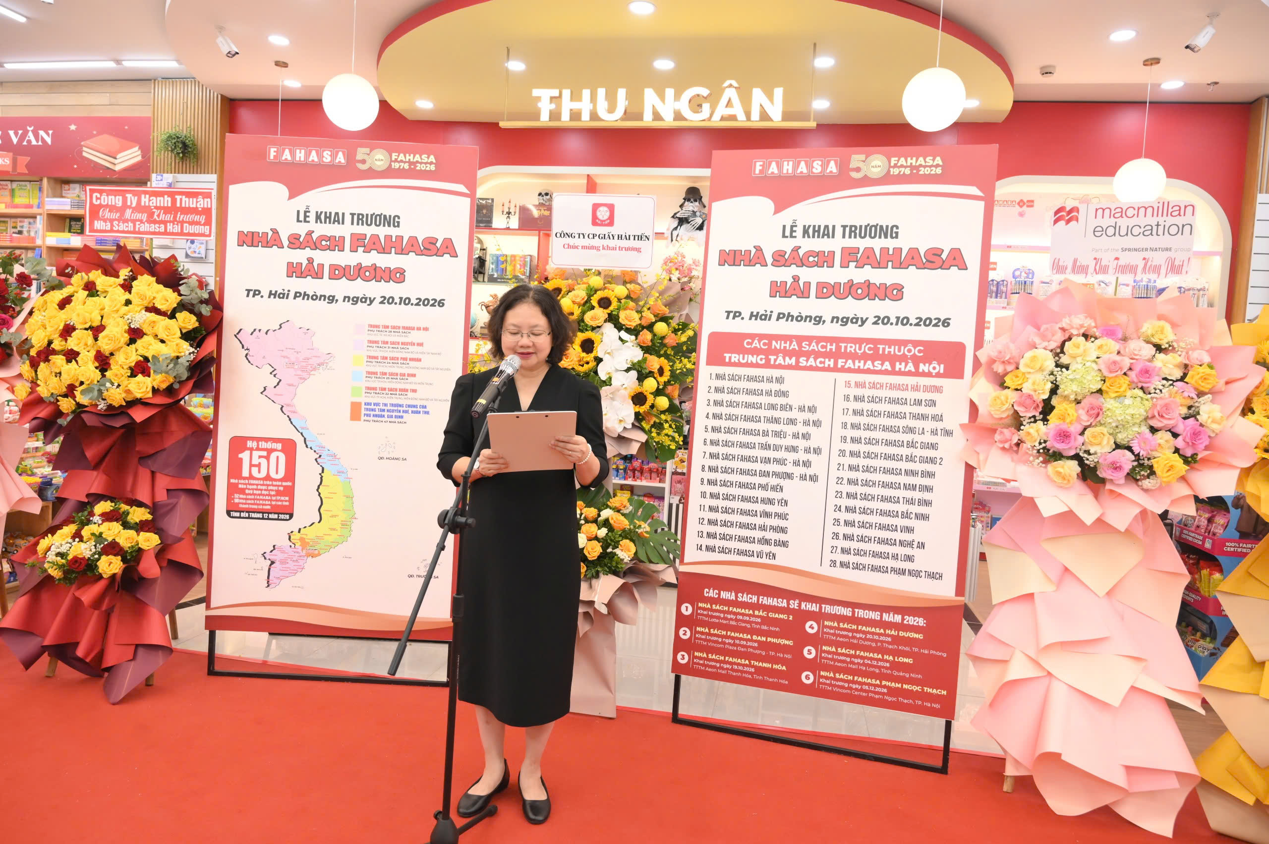 Nhà sách FAHASA Hải Dương