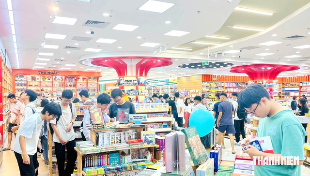 Nhà sách mới có diện tích lên tới hơn 600m² được xây dựng khang trang, hiện đạiẢnh: MINH CHÂU