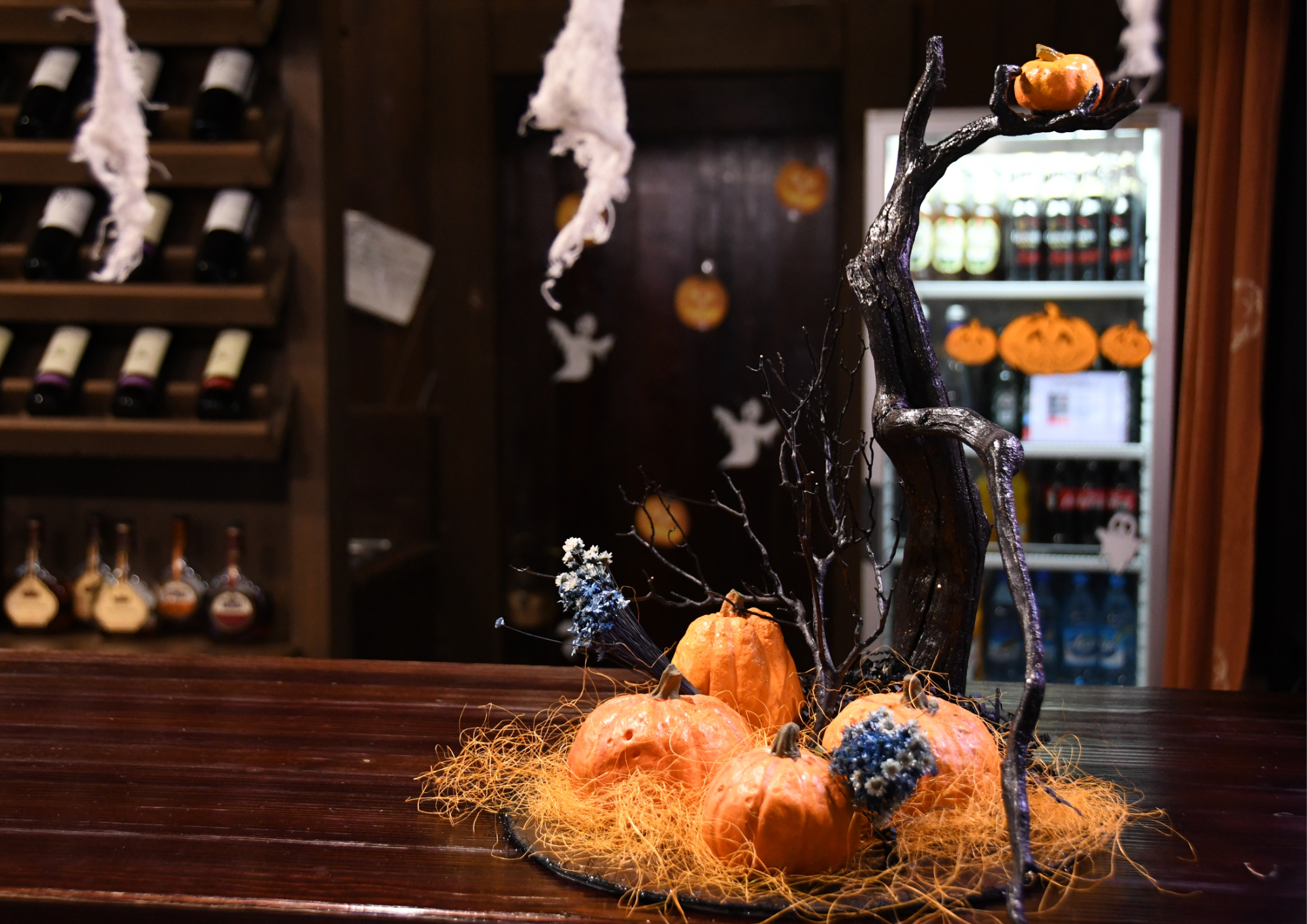 Trang Trí Halloween Cửa Hàng, Quán Cà Phê