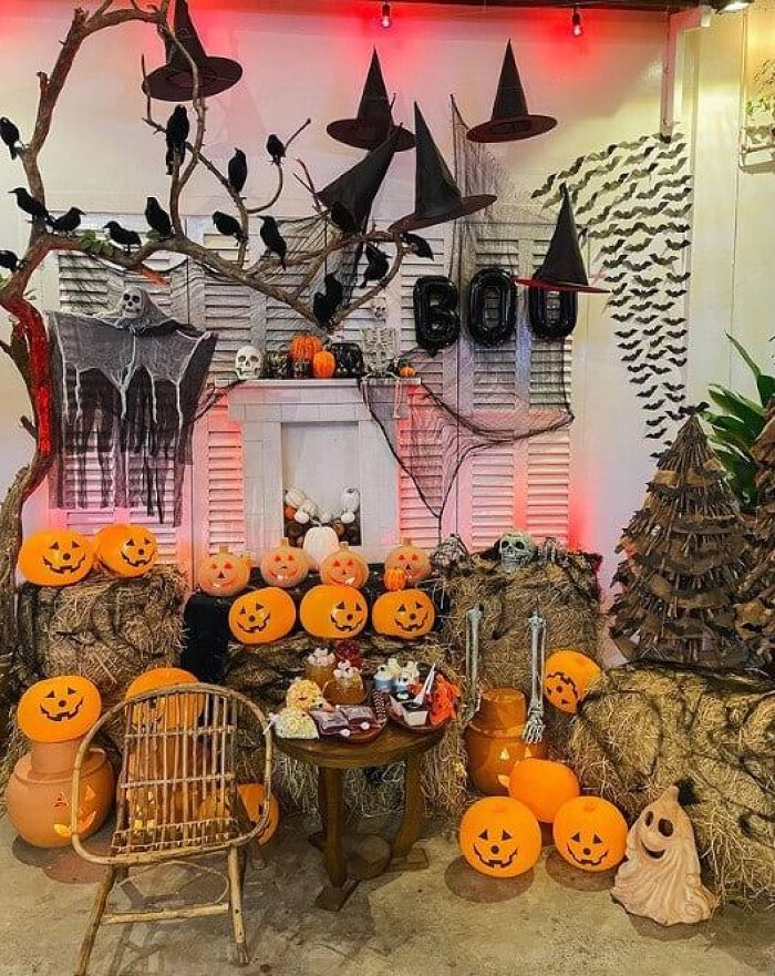 Trang trí Halloween phòng khách đẹp
